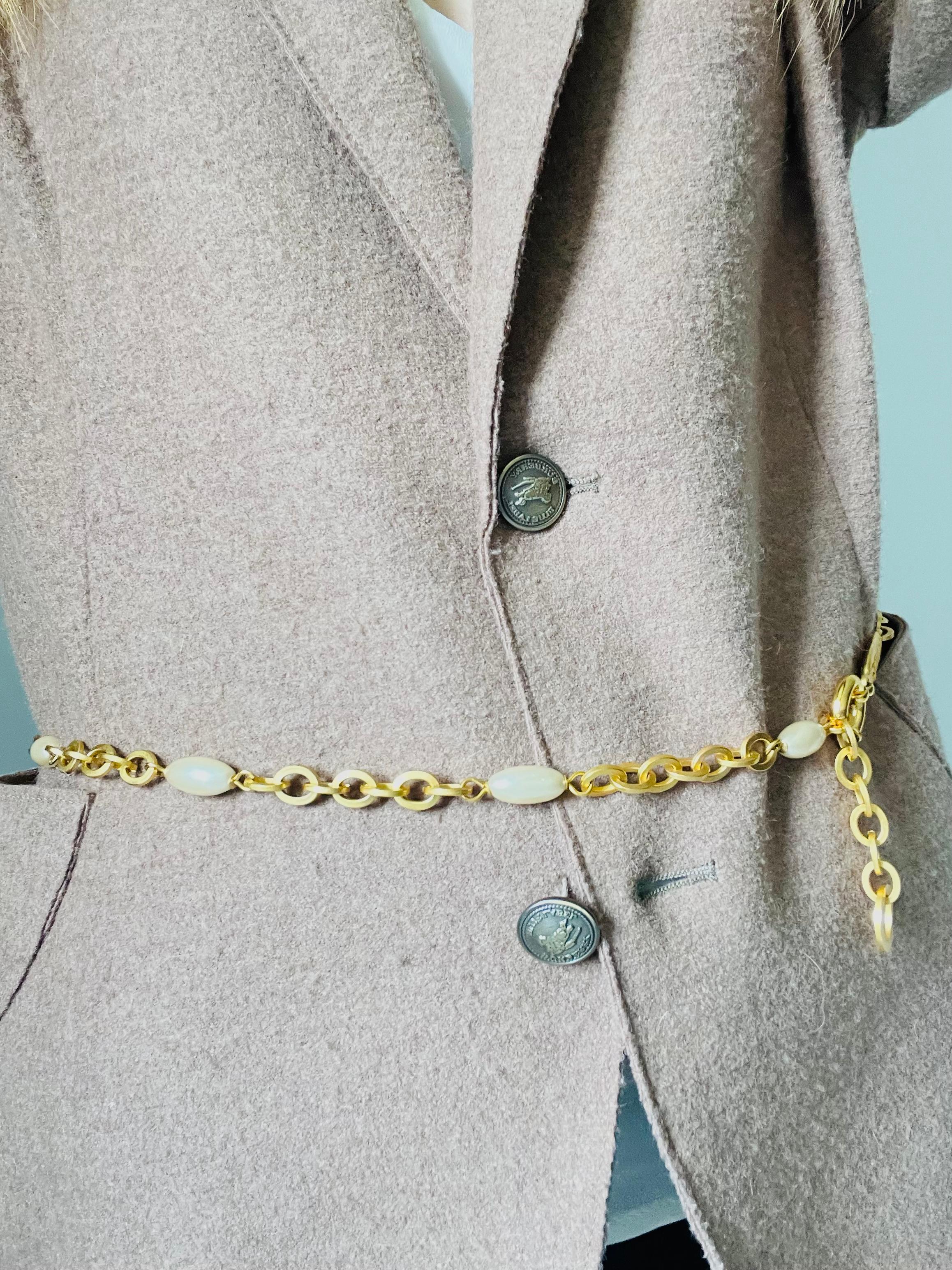 Chanel Vintage 1995 Long Oval Pearls CC Logo Coco Chain Link Versatile Necklace For Sale 5