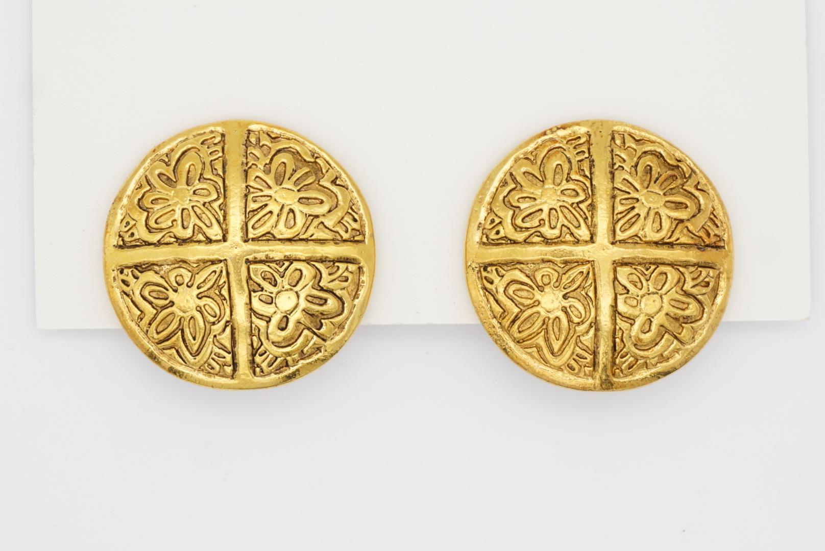 Chanel Vintage 1995 Round Domed Circle Cross Flower Retro Gold Clip On Earrings For Sale 1