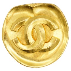 Chanel Vintage 1996 Abnormal Round Relief Logo CC Coco Interlock Chunky Brooch