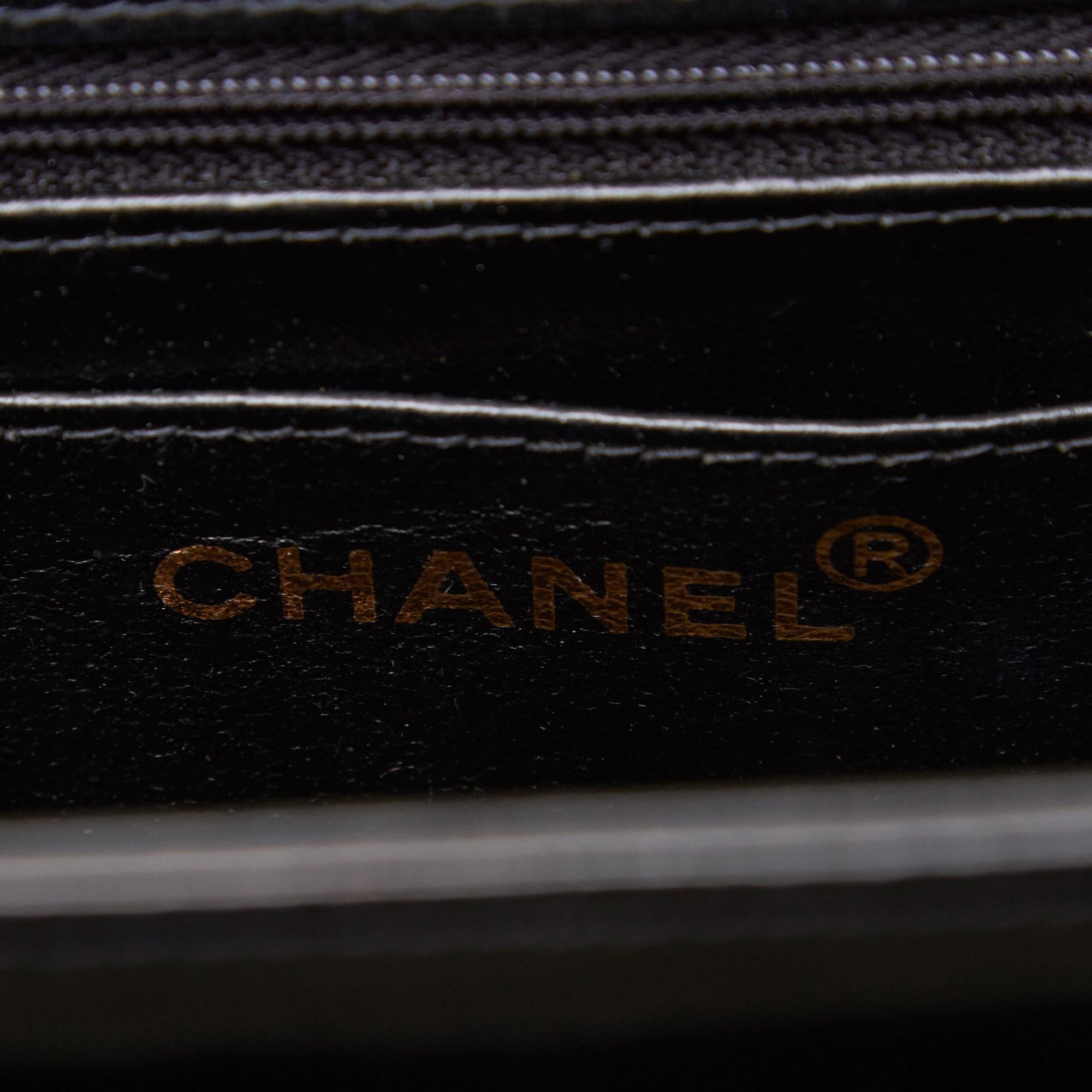 Chanel Vintage 1996 Black Patent CC Logo Bag with Double Gold Snake Chain 6