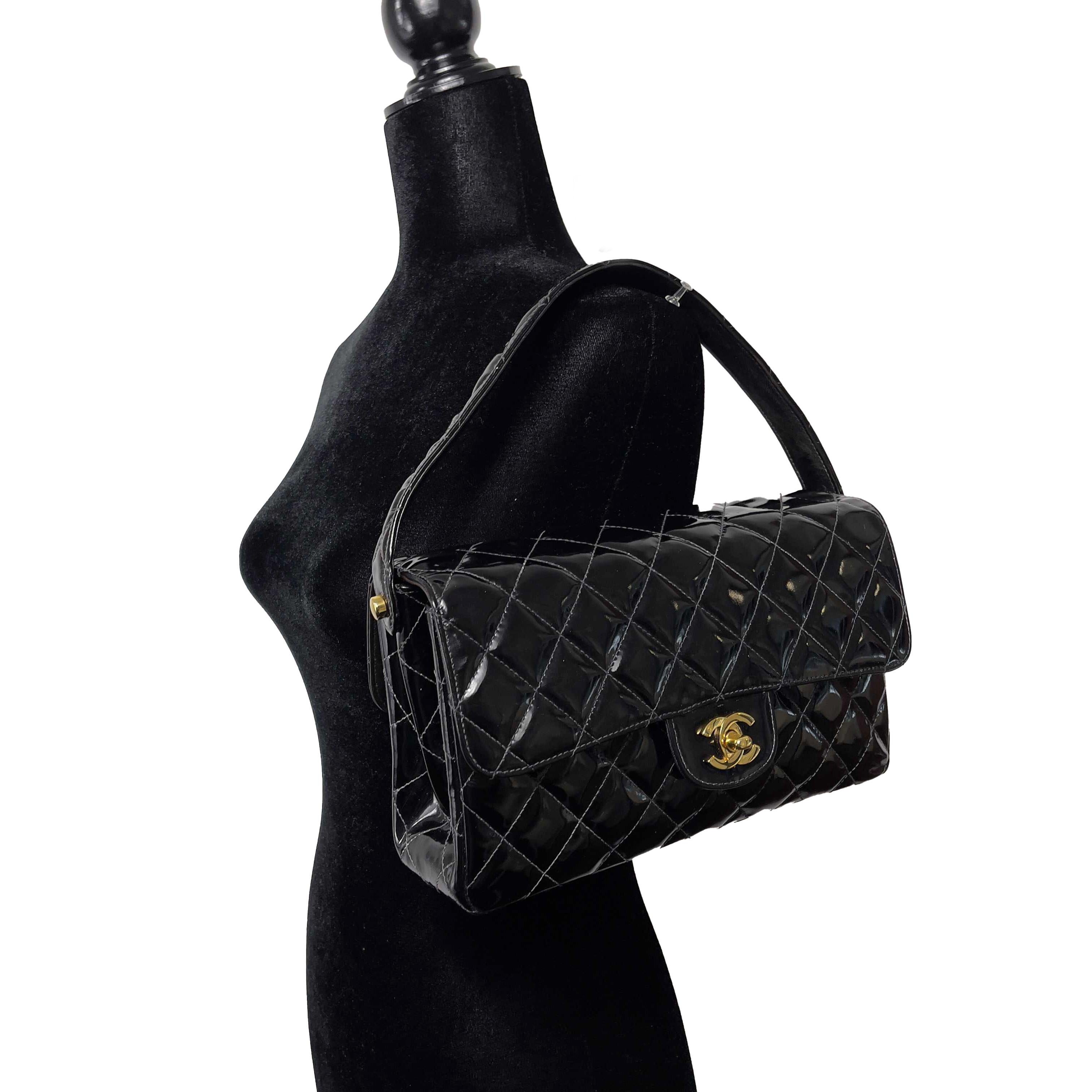 CHANEL Vintage 1996 Black Top Handle Kelly Medium Flap Bag Patent Leather For Sale 7