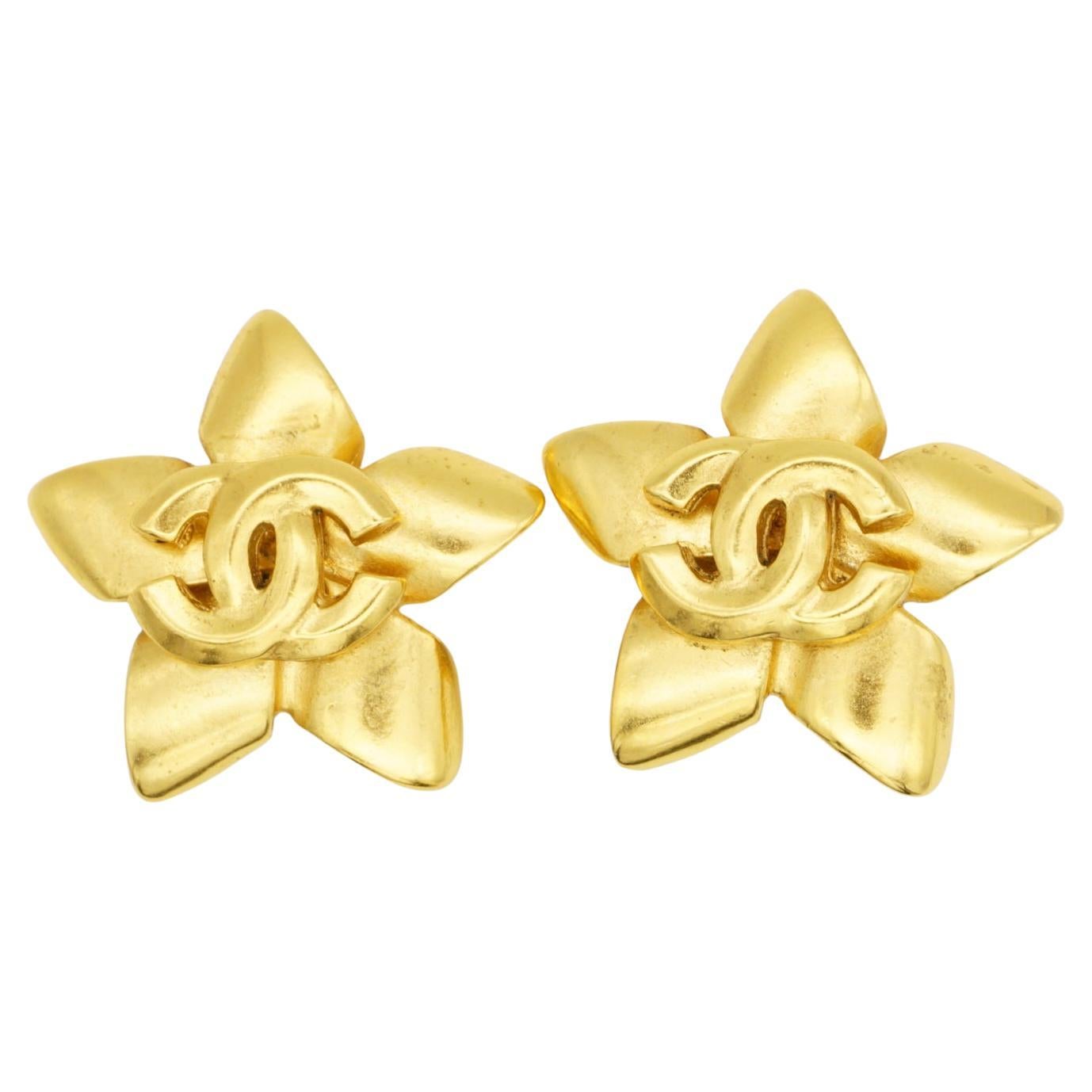Chanel Vintage 1996 Logo CC Coco Flower Blossom Pentagram Star Clip Earrings