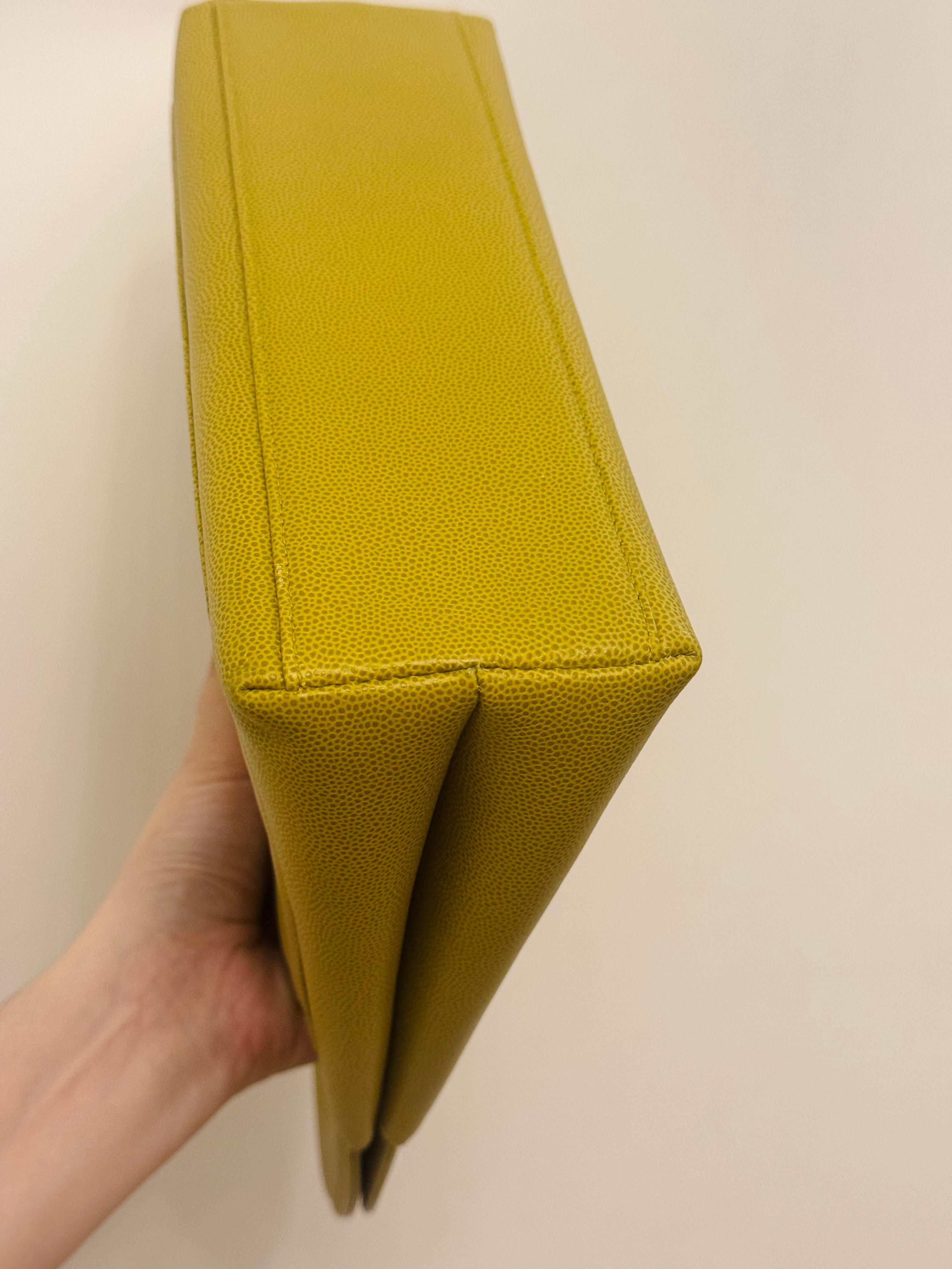 Chanel vintage 1997-1999 Green limon caviar top handle Kelly bag For Sale 8