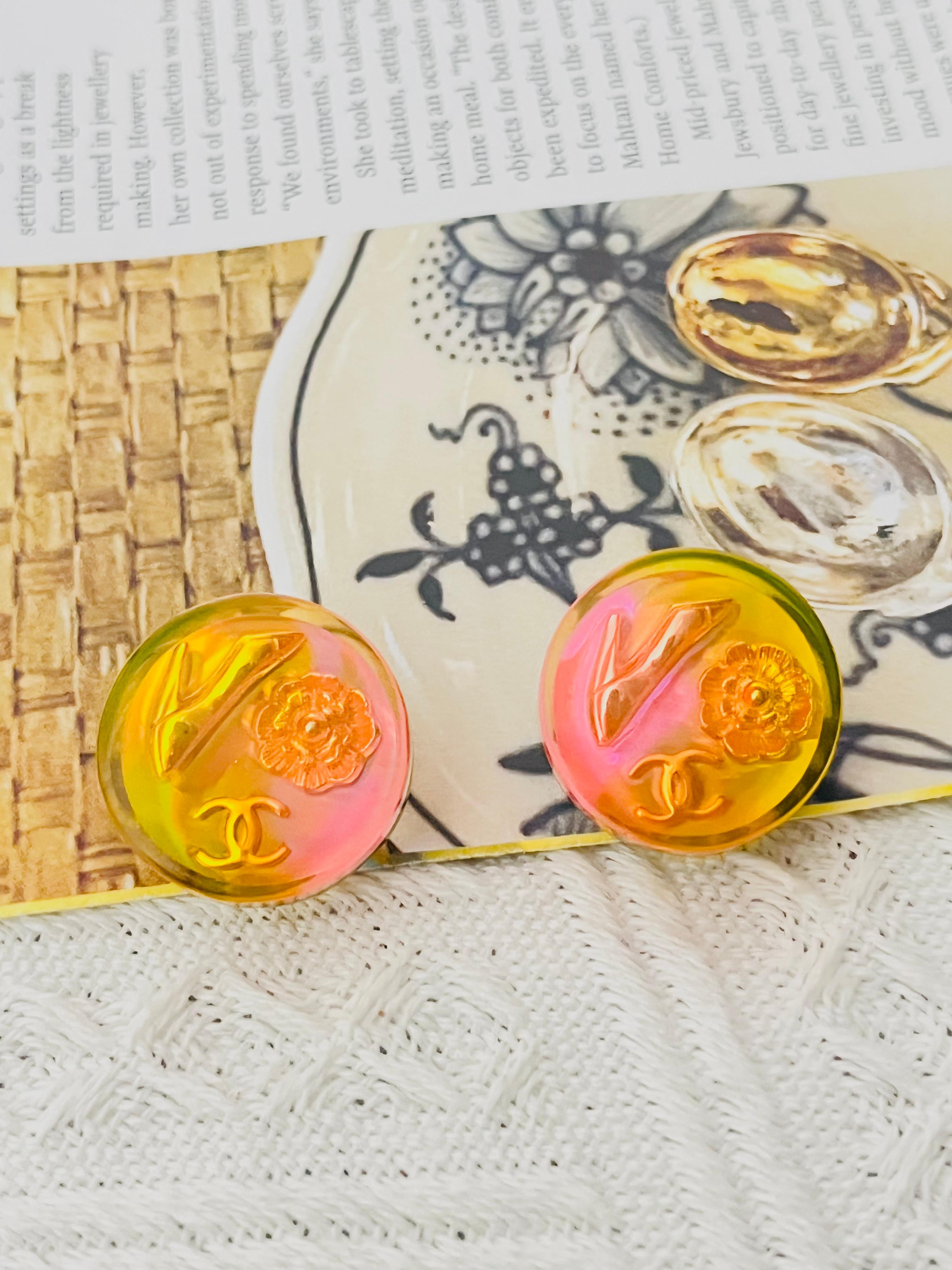 Chanel Vintage 1997 Orange Aurora Logo CC Camellia Heels Round Clip Earrings For Sale 1