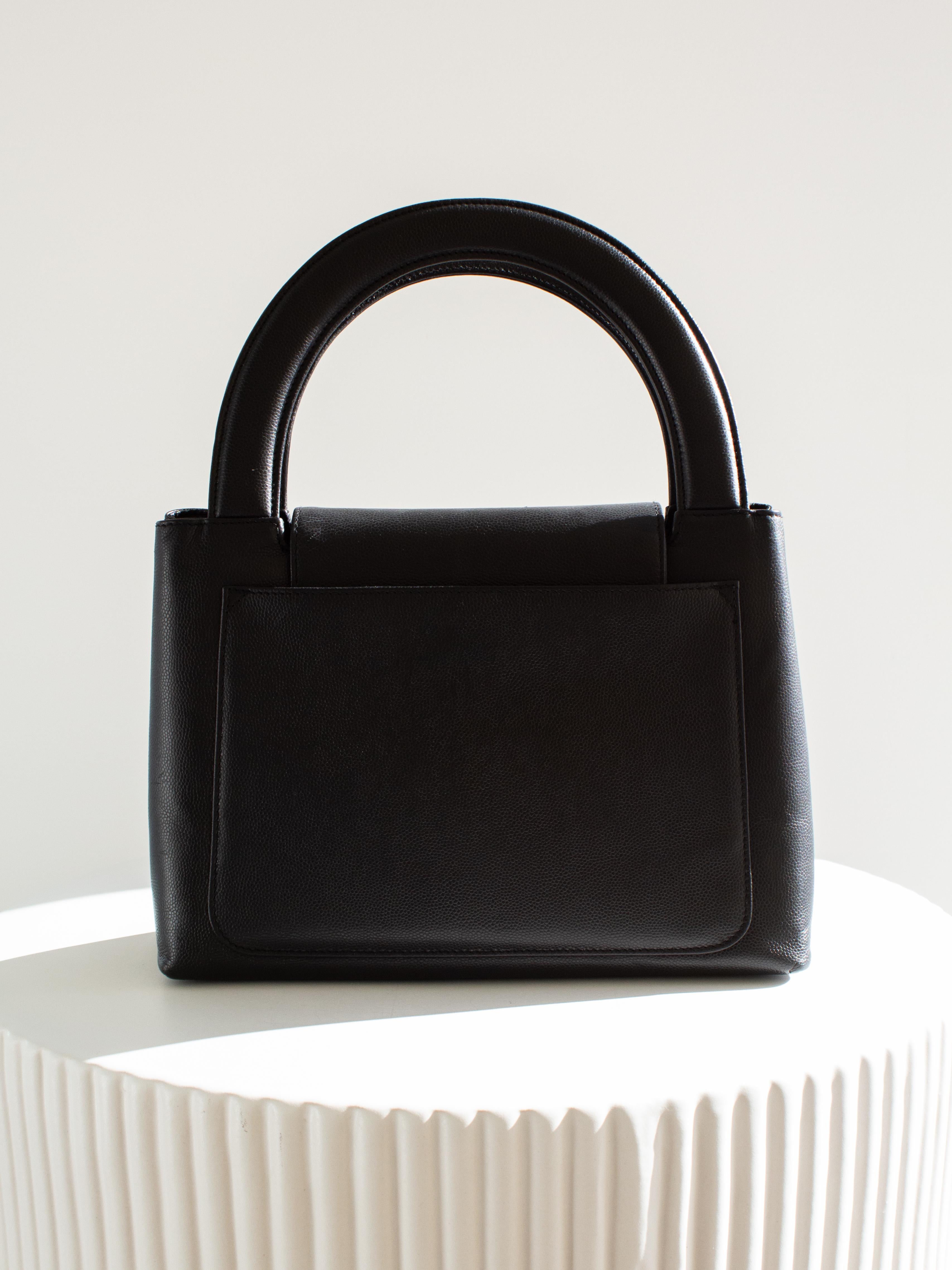 Chanel Vintage 1998 Kelly Bolso de asa superior de piel de caviar negra y oro de 24 quilates 2