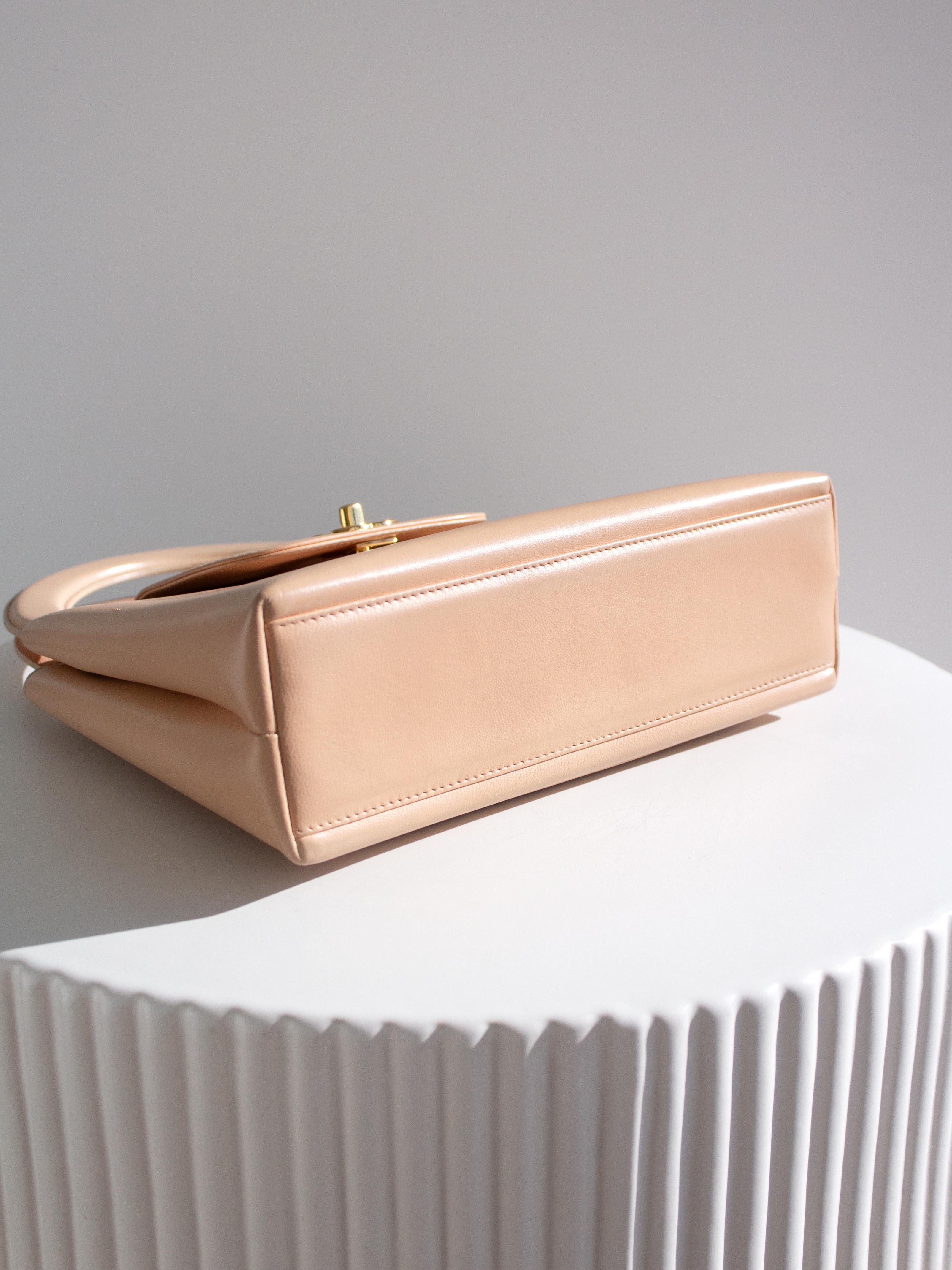 Chanel Vintage 1998 Kelly  Pink Nude Lambskin 24K Gold Top Handle Bag For Sale 4