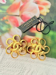 Chanel Vintage 1998 Rare Gold Camellia Openwork Spiral Petal Coco Earrings