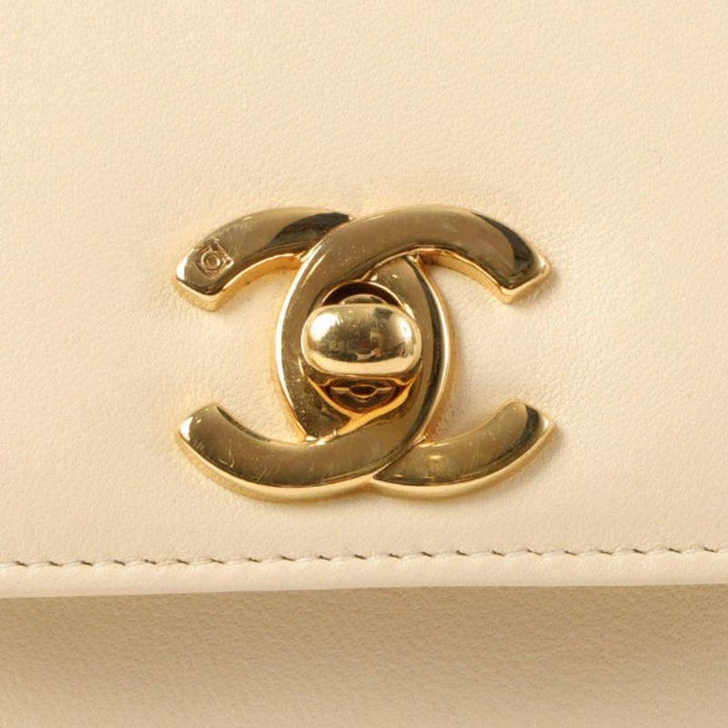 Women's or Men's Chanel 1998 Rare Vintage Light Beige Caviar Kelly Top Handle Classic Flap Bag
