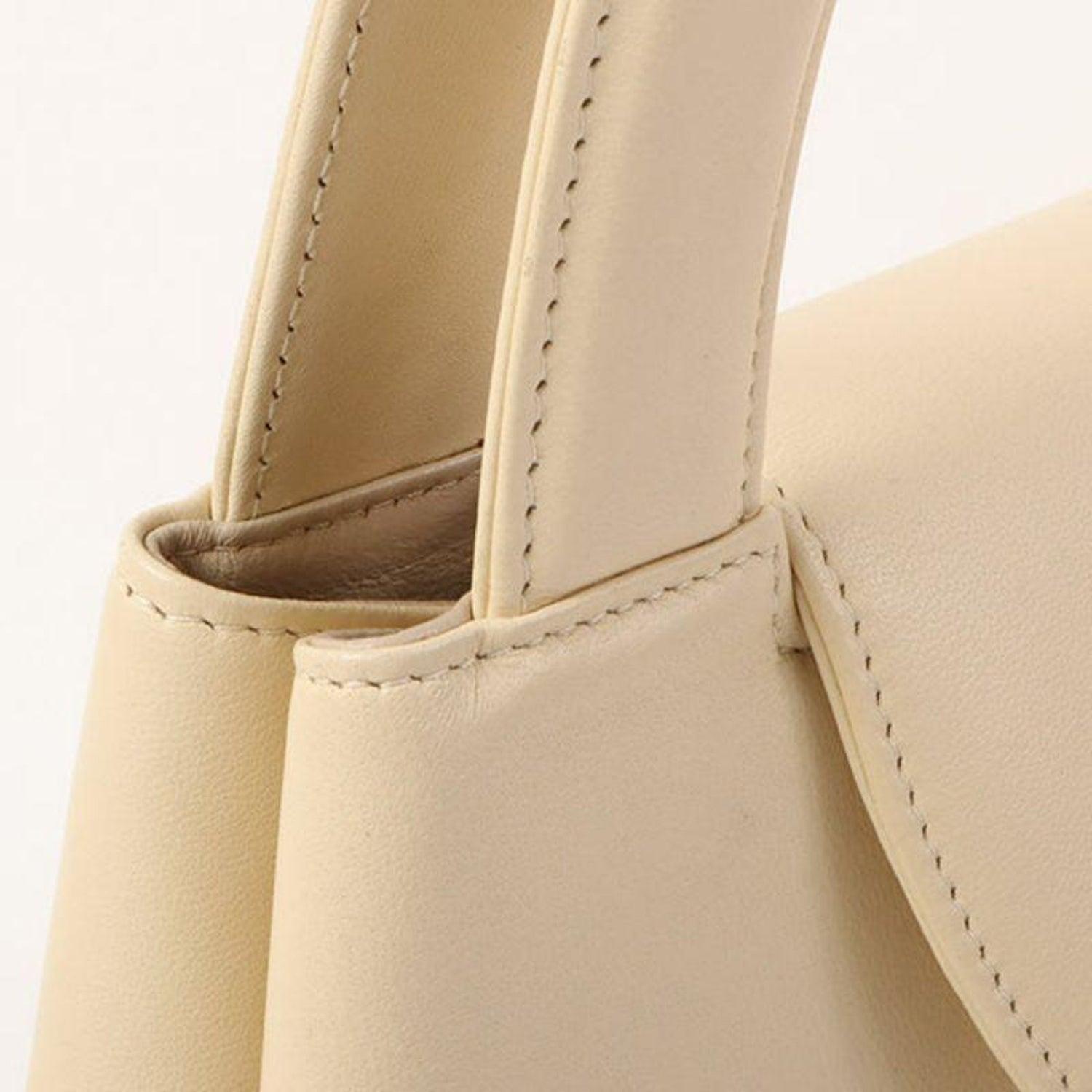 Chanel 1998 Rare Vintage Light Beige Caviar Kelly Top Handle Classic Flap Bag 6
