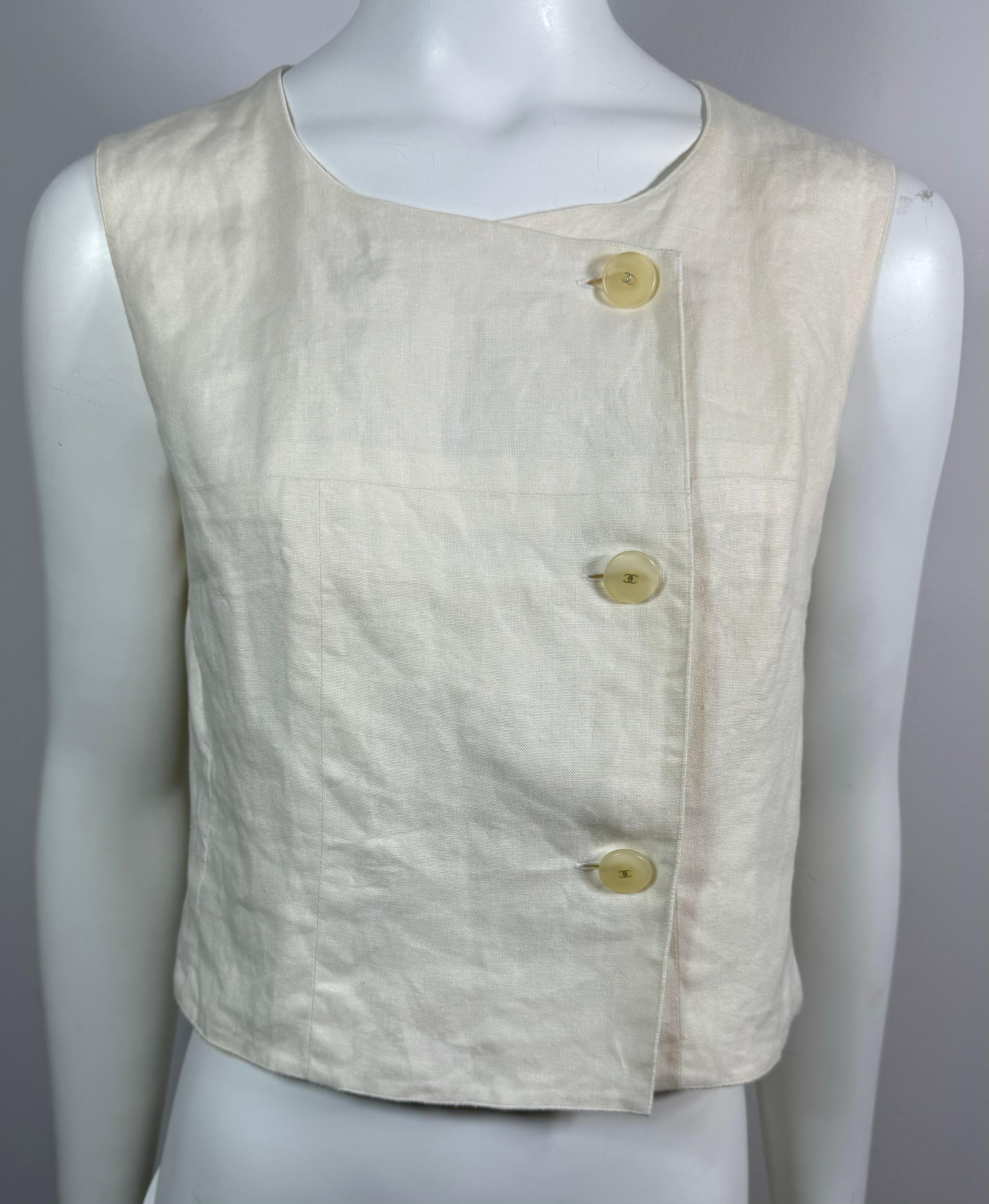 Haut court Chanel Vintage 2000 Cruise ivoire en lin - Taille 40 Bon état - En vente à West Palm Beach, FL