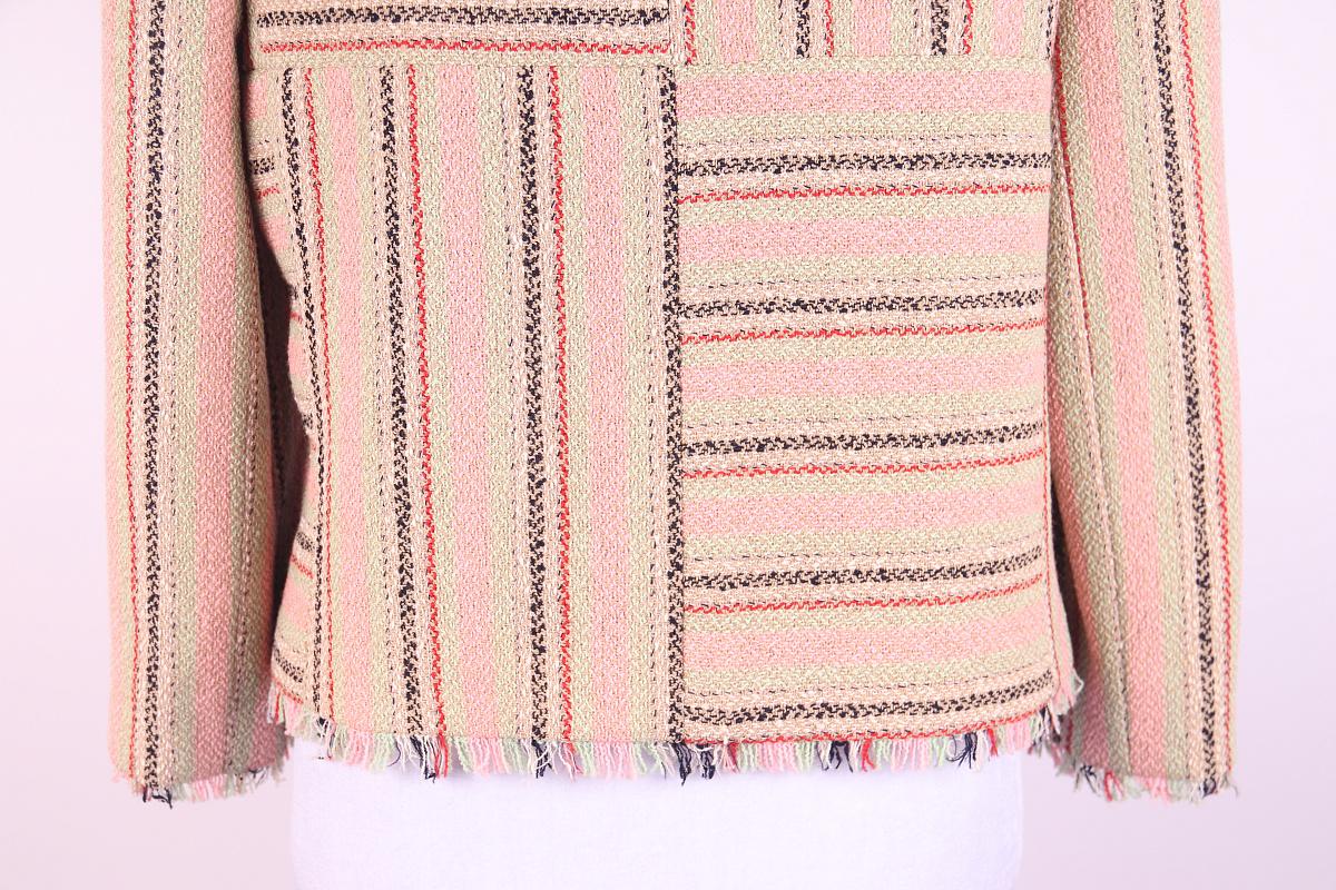 Chanel Vintage 2000 Tweed Pink Tan Jacket For Sale 3