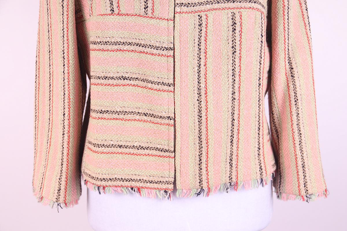 Chanel Vintage 2000 Tweed Pink Tan Jacket For Sale 4
