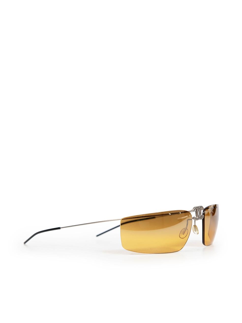 CONDITION is Very good. Minimal wear to the sunglasses is evident, there are small scratches on the lens on this used Chanel designer resale item. This item comes with the original box.
 
 
 
 Details
 
 
 Vintage
 
 2000's
 
 Brown
 
 Sunglasses
 
