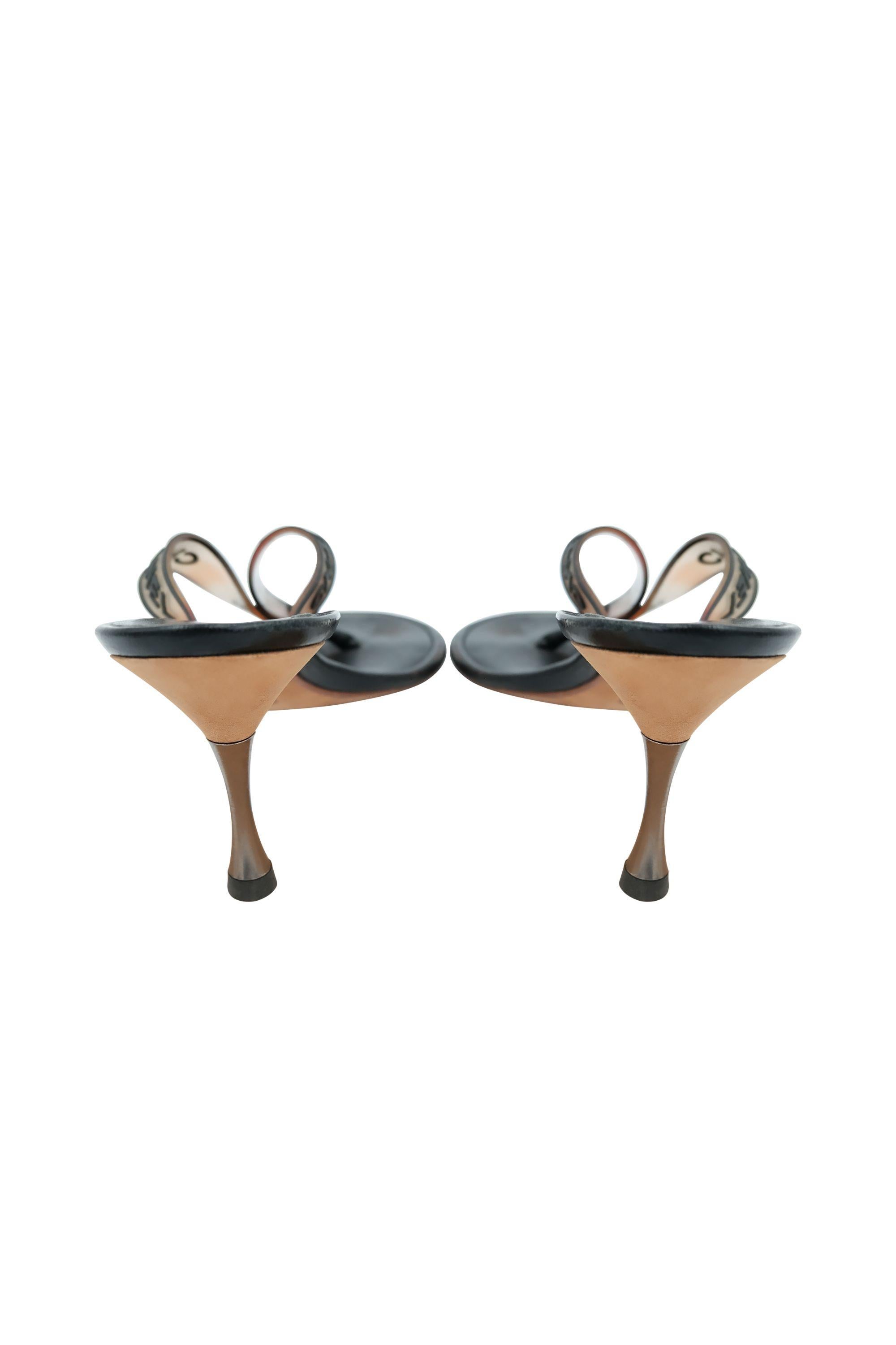 Women's Chanel Vintage 2000's Chanel Rubber Thong Sandals