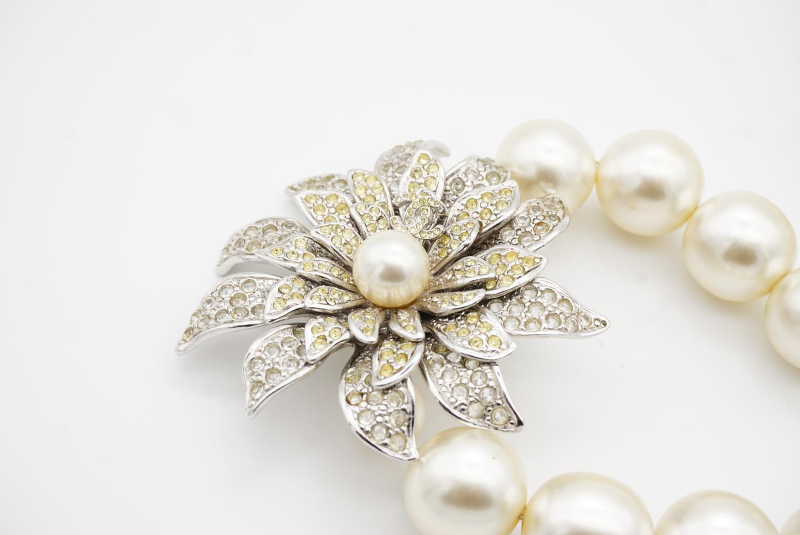 Chanel Vintage 2005 Large CC Logo Crystals Flower Blossom White Pearls Necklace 8
