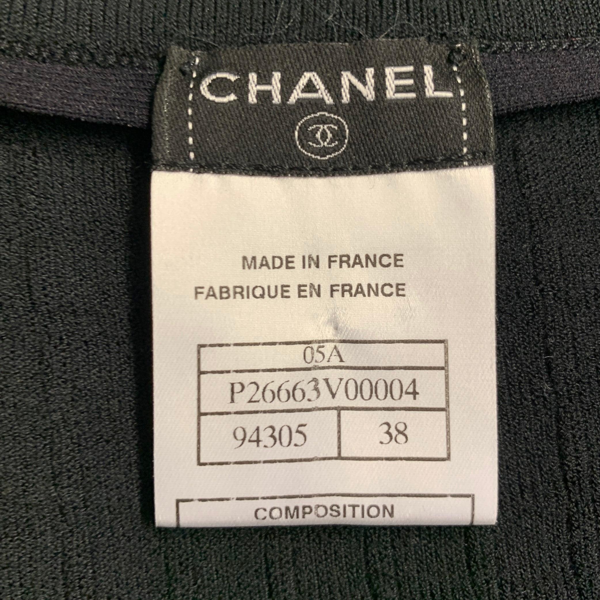 Chanel Vintage 2005 Taglia 6 Gonna a pieghe in misto viscosa nera con elastico in vita in vendita 1
