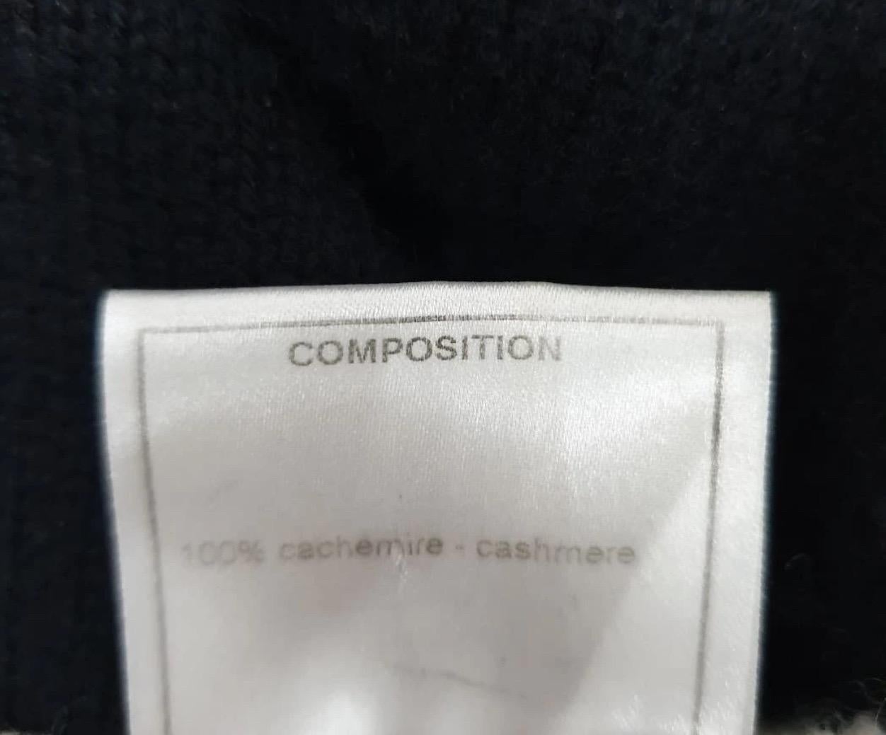 Chanel Vintage 2006 Schwarze Kaschmir-Strickjacke, Größe 44 im Zustand „Gut“ im Angebot in Krakow, PL