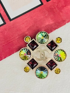 Chanel Vintage 2006 Rare Aurora Green Purple Yellow Crystals CC Chunky Brooch