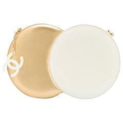 Chanel Vintage 2006 Pasarela Doble Círculo Embrague Minaudière Bolso
