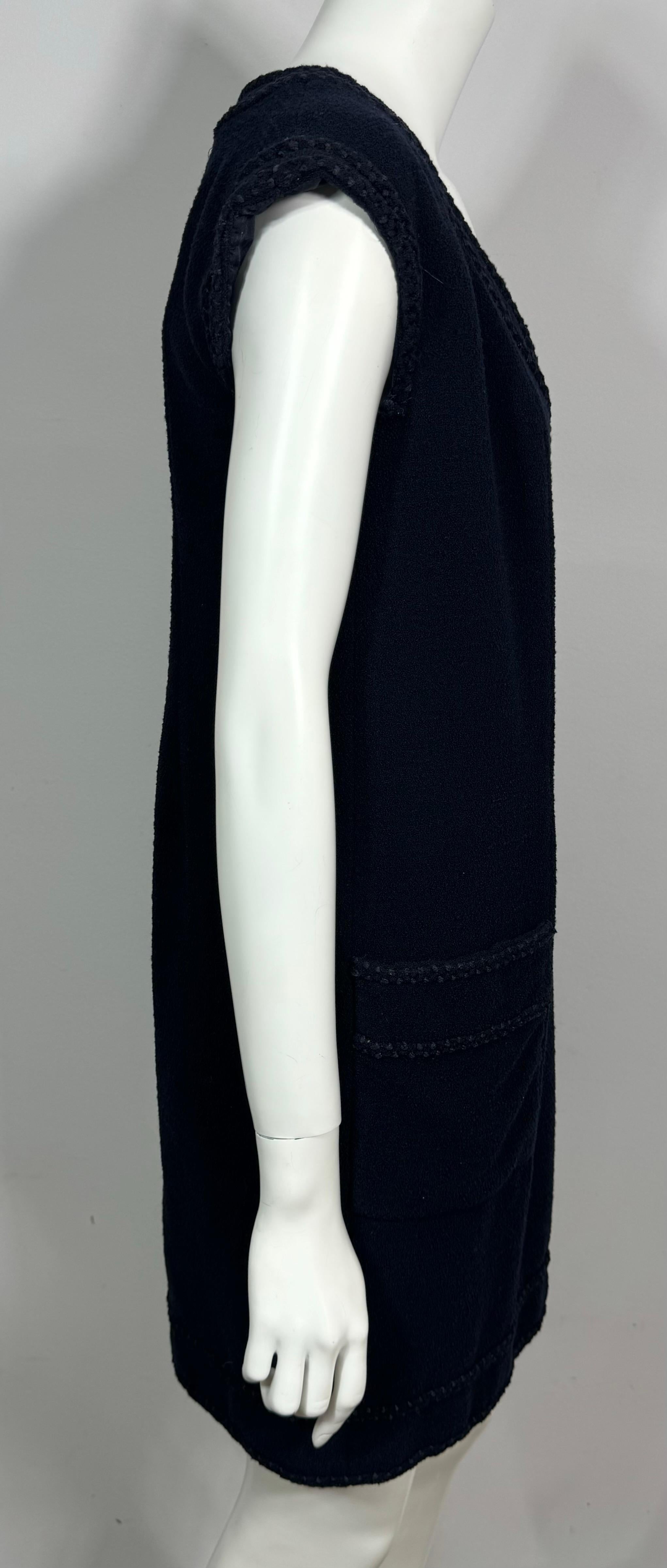 Chanel Vintage 2008 Cruise Navy Wool Shift Dress-Size 44 For Sale 1