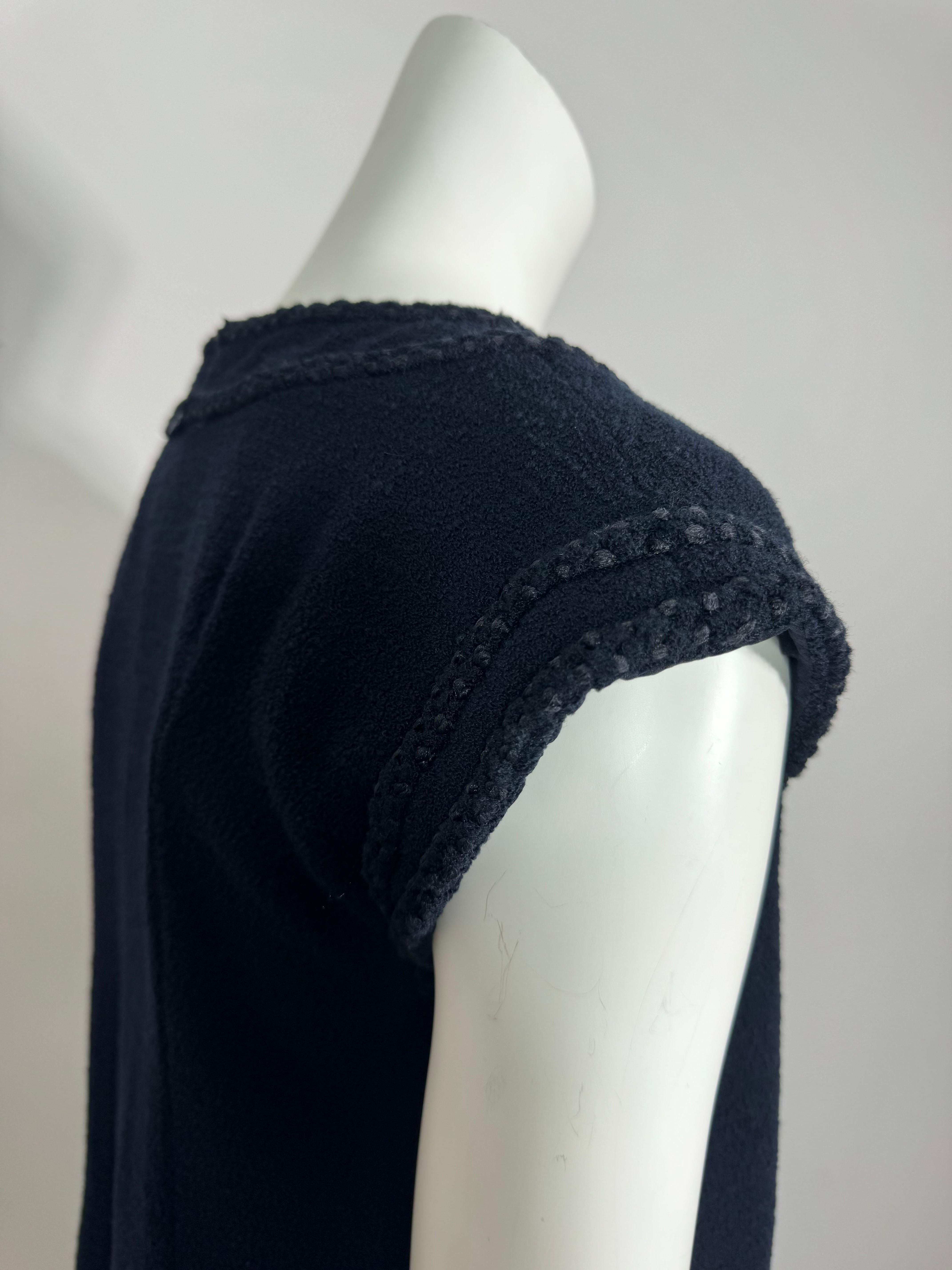 Chanel Vintage 2008 Cruise Navy Wool Shift Dress-Size 44 For Sale 2