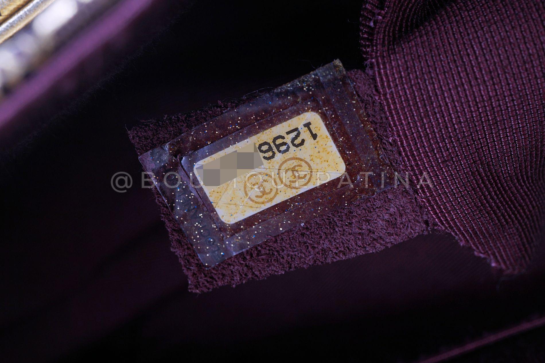 Chanel Vintage 2009 Gold Brocade 2.55 Reissue Flap Bag 226 Moscow 68448 For Sale 8