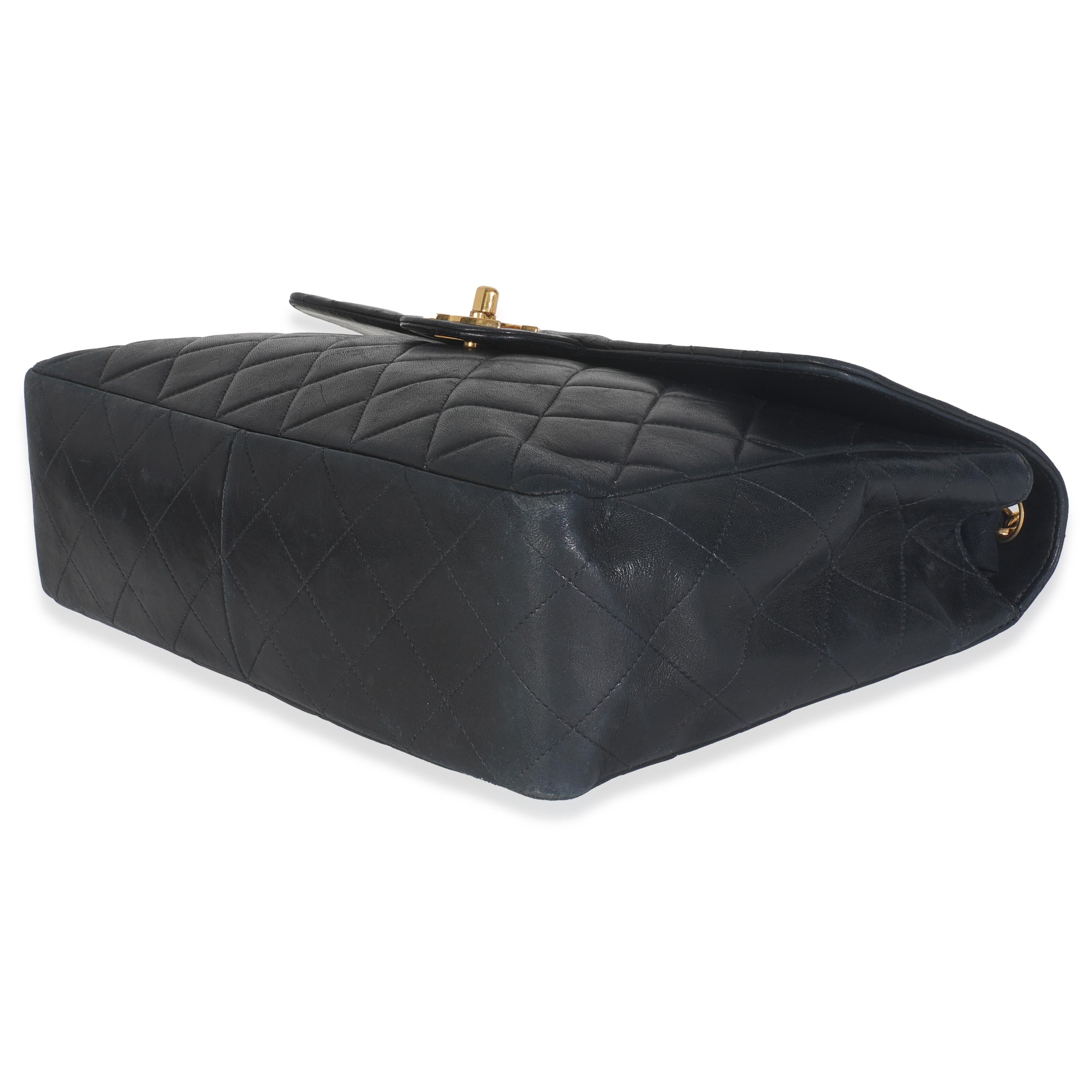 Chanel Vintage 24K Schwarz Gestepptes Lammfell Jumbo einzelne Klappe Tasche im Angebot 3