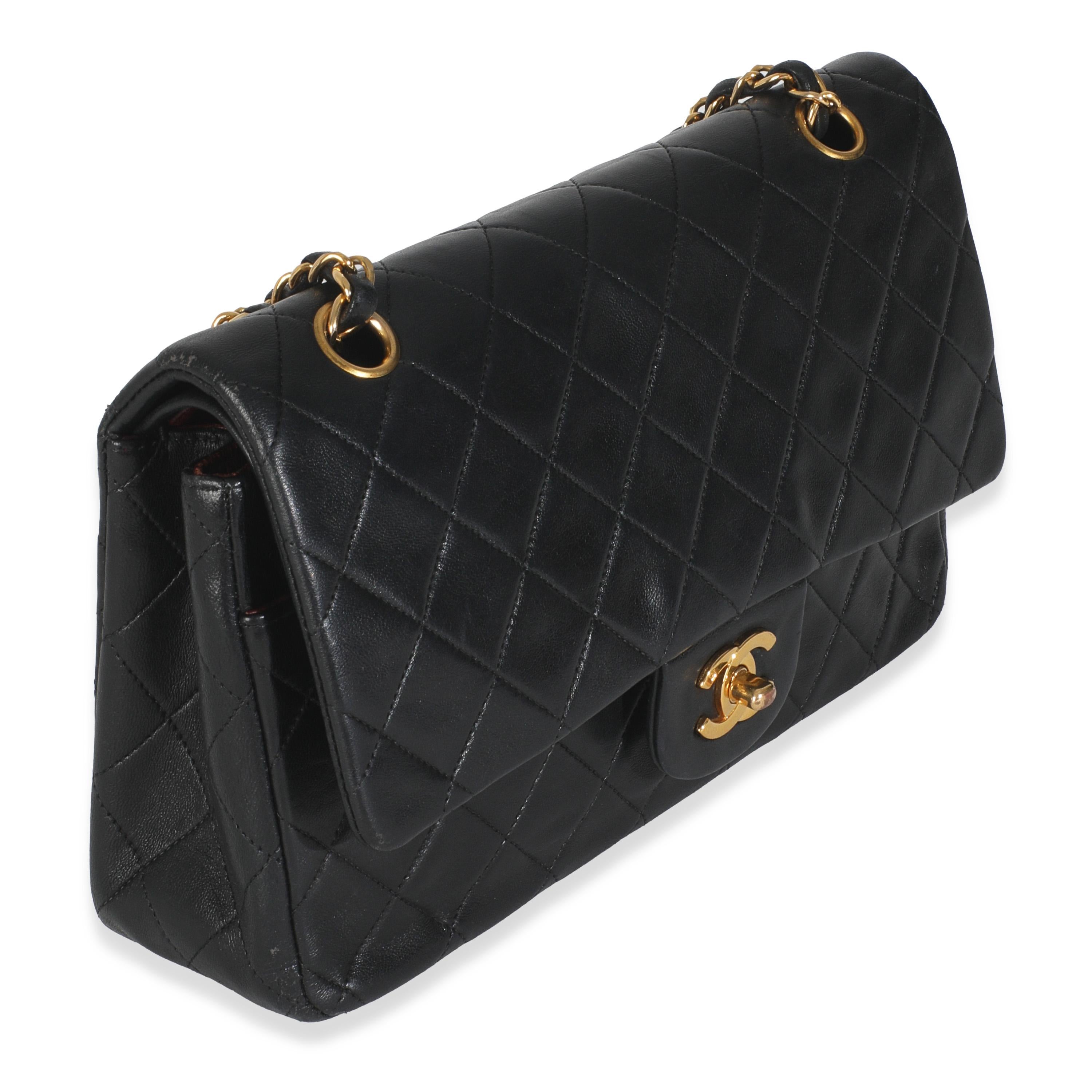Noir Chanel Vintage 24K Black Quilted Lambskin Medium Classic Double Flap Bag en vente