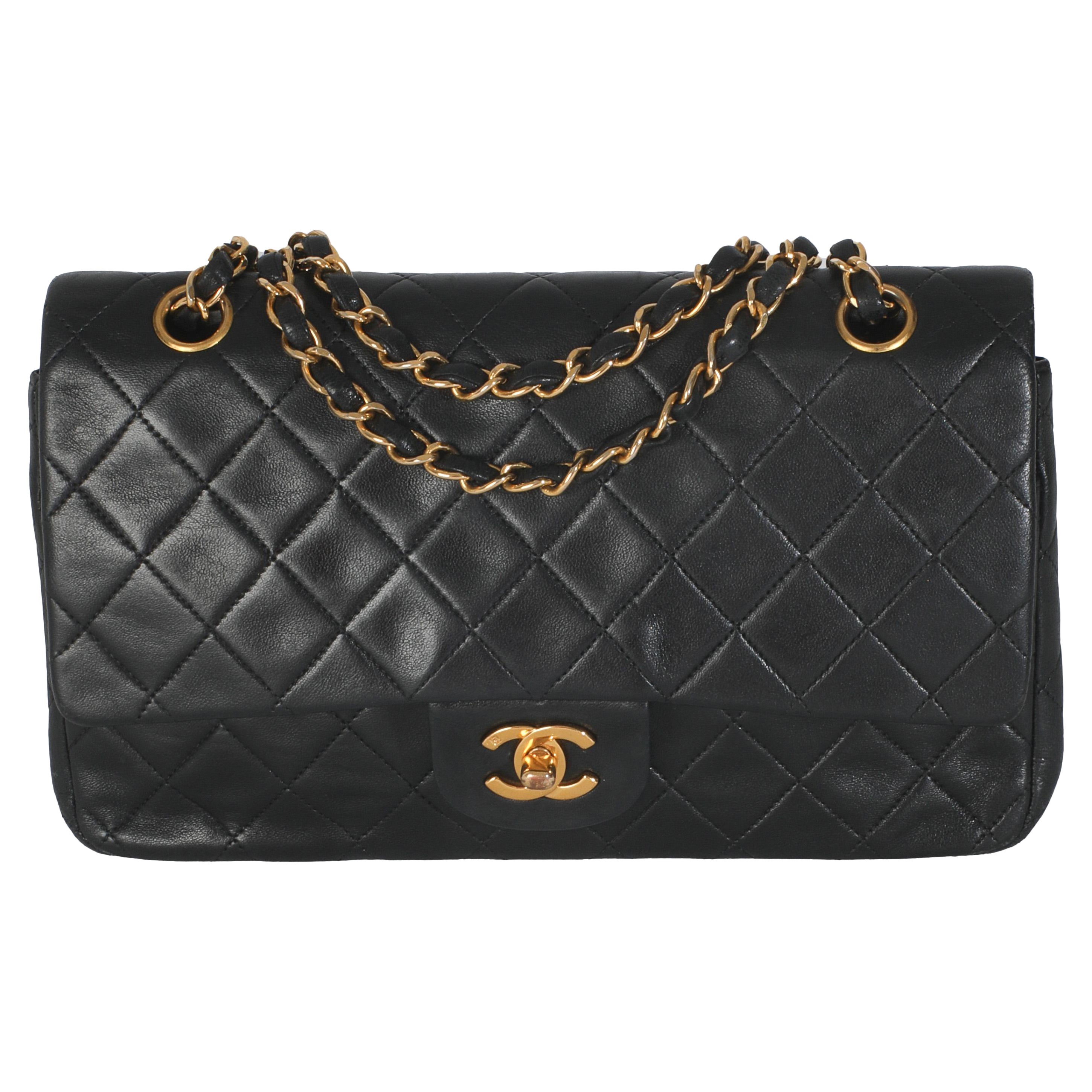 Chanel Vintage 24K Black Quilted Lambskin Medium Classic Double Flap Bag en vente
