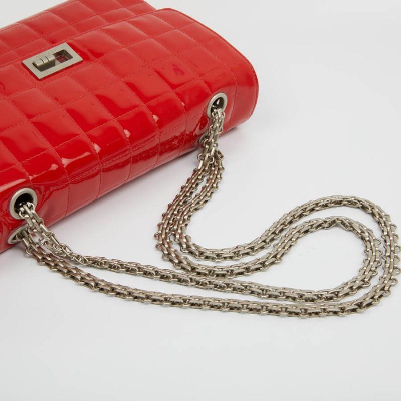 CHANEL Vintage 2.55 Red Varnished Bag  1