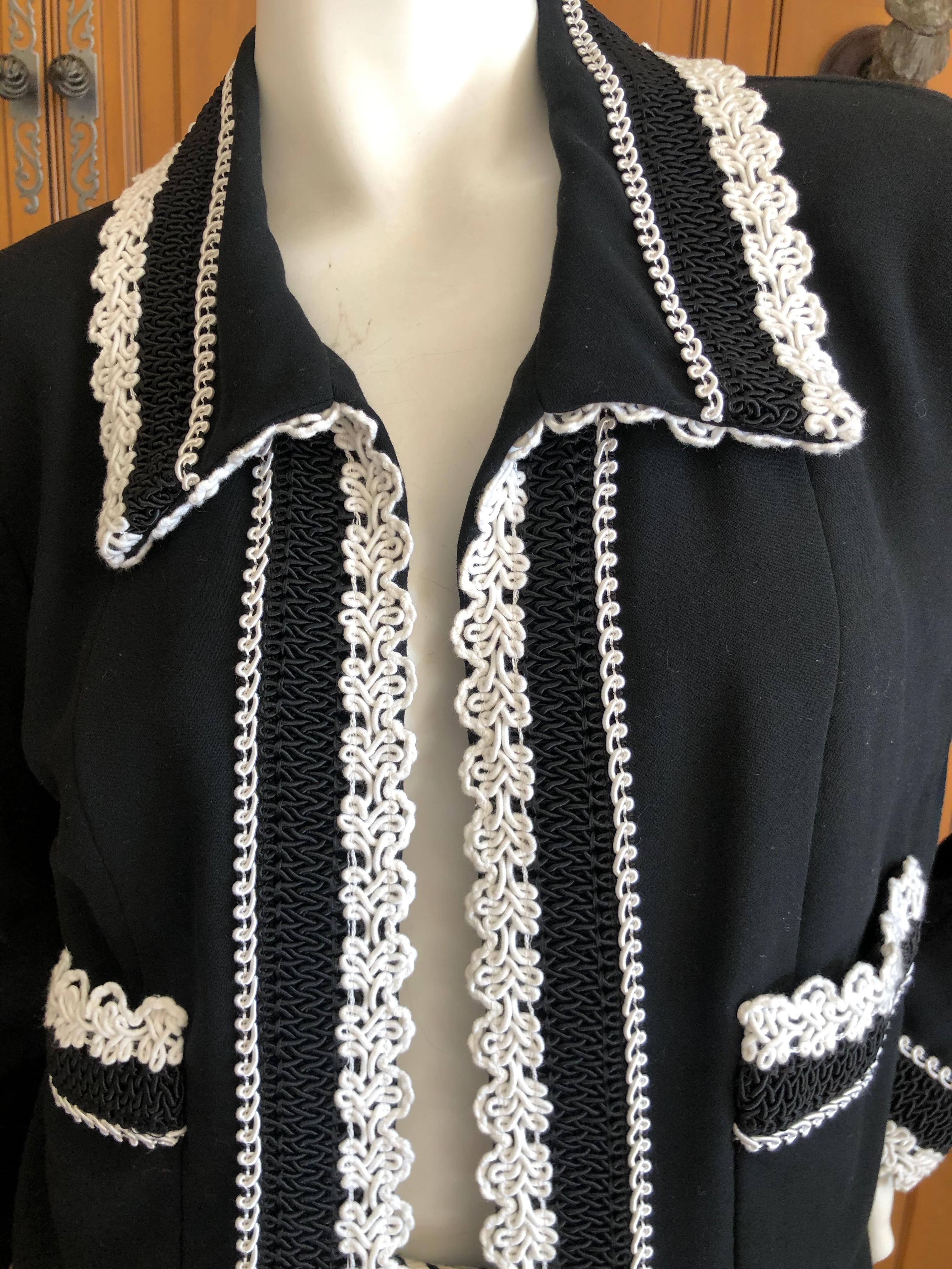 Chanel Vintage 80's Black Boucle Suit with White Trim  For Sale 9