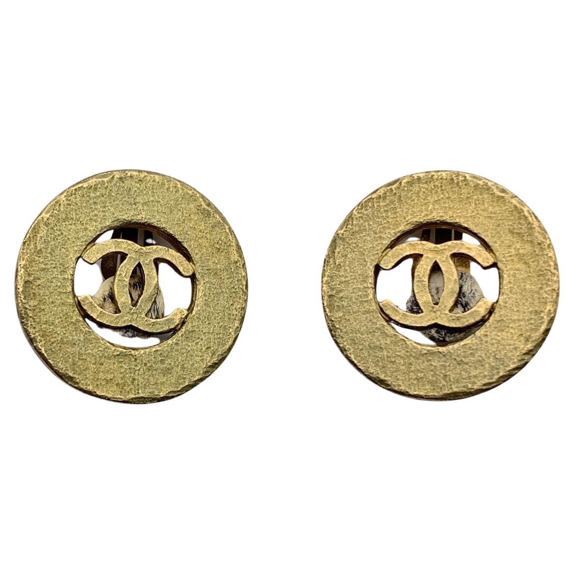Chanel Vintage 90s Aged Gold Metal Round CC Logo Clip On Earrings