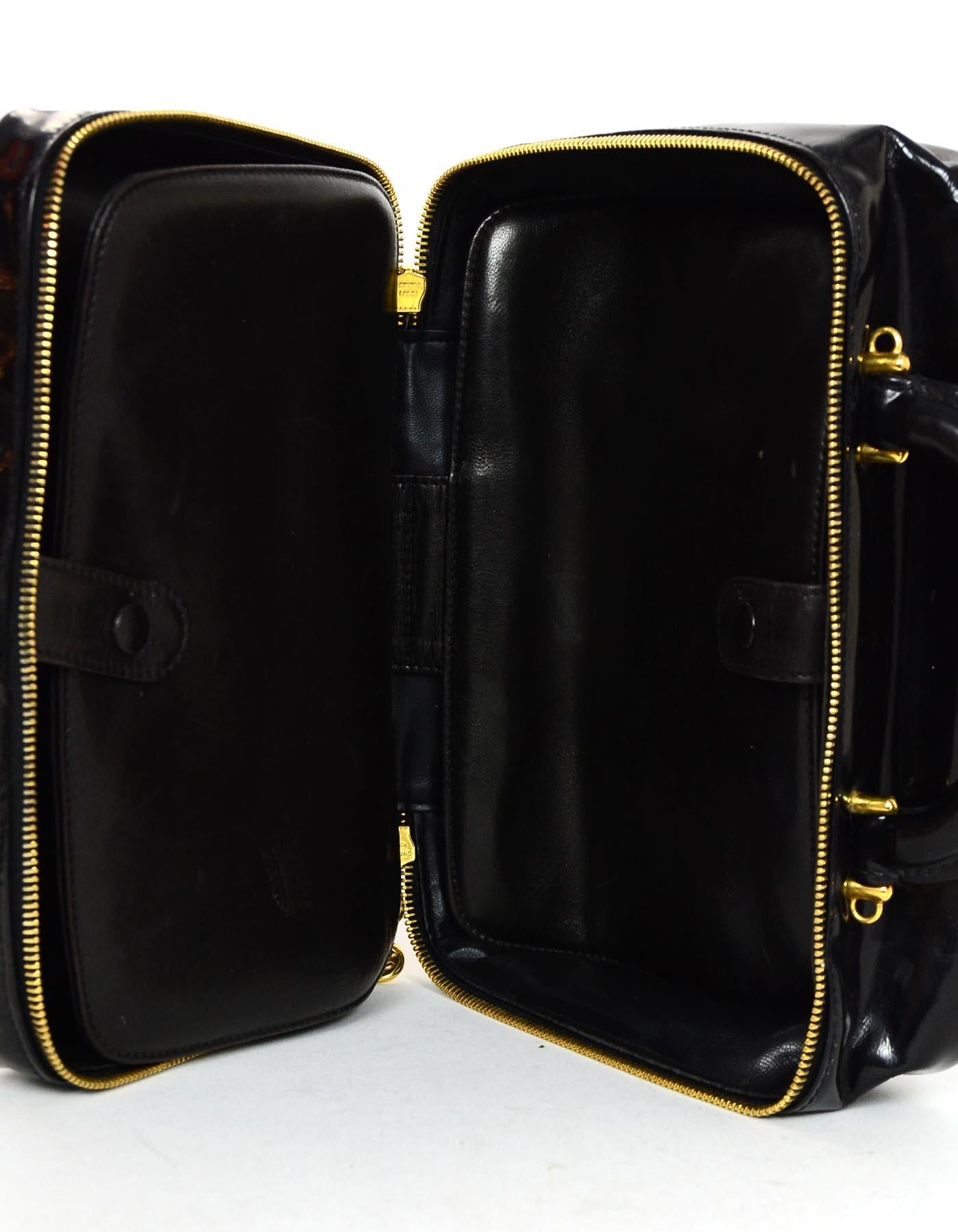 Chanel Vintage 90s Black Patent Leather Timeless CC Vanity Case Bag In Good Condition In New York, NY