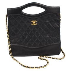 Chanel Vintage 90
s handbag in black leather Chanel Vintage 90
s handbag in black leather