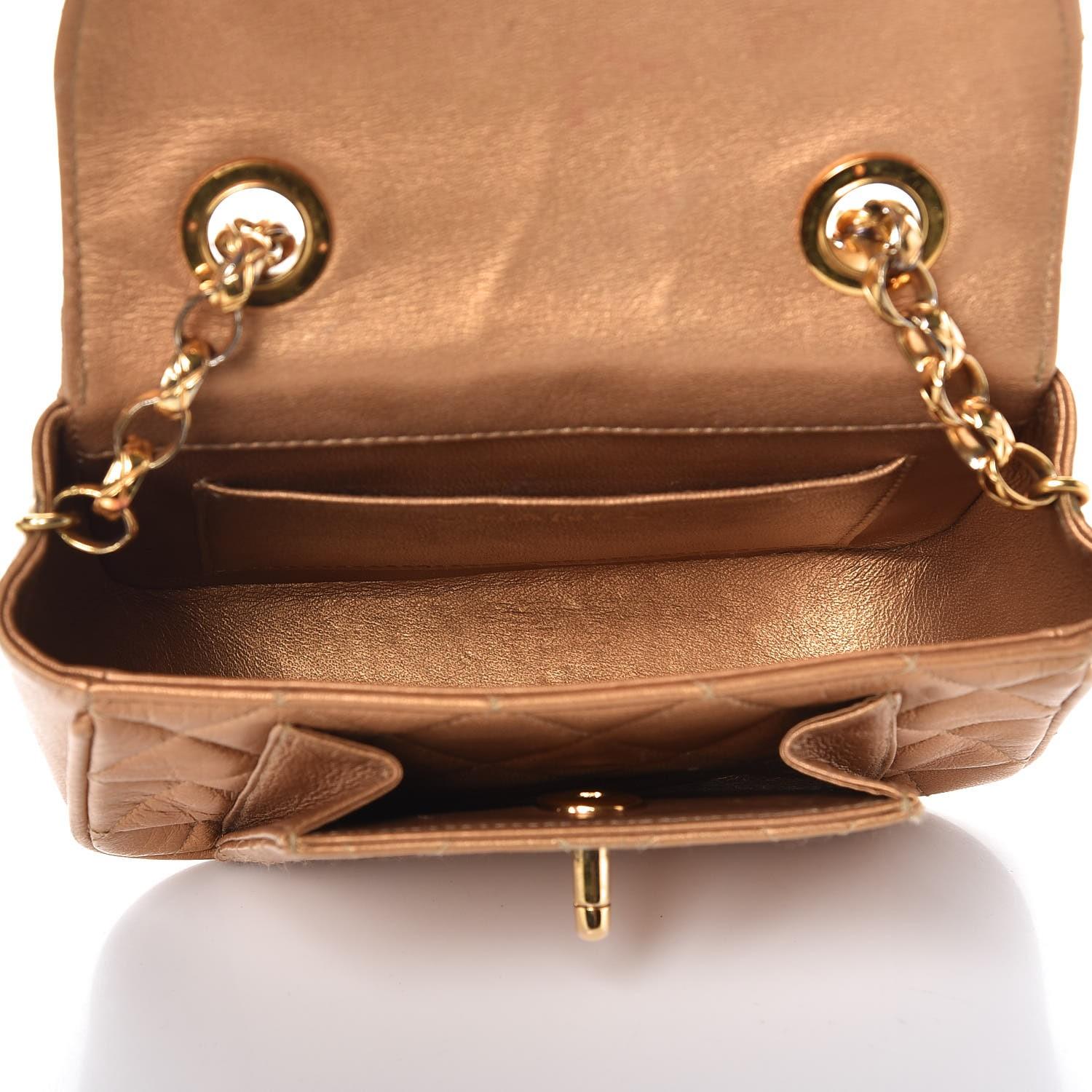 Chanel 1994 Vintage Gold Bronze Metallic Lambskin Mini Quilted Classic Flap Bag en vente 6