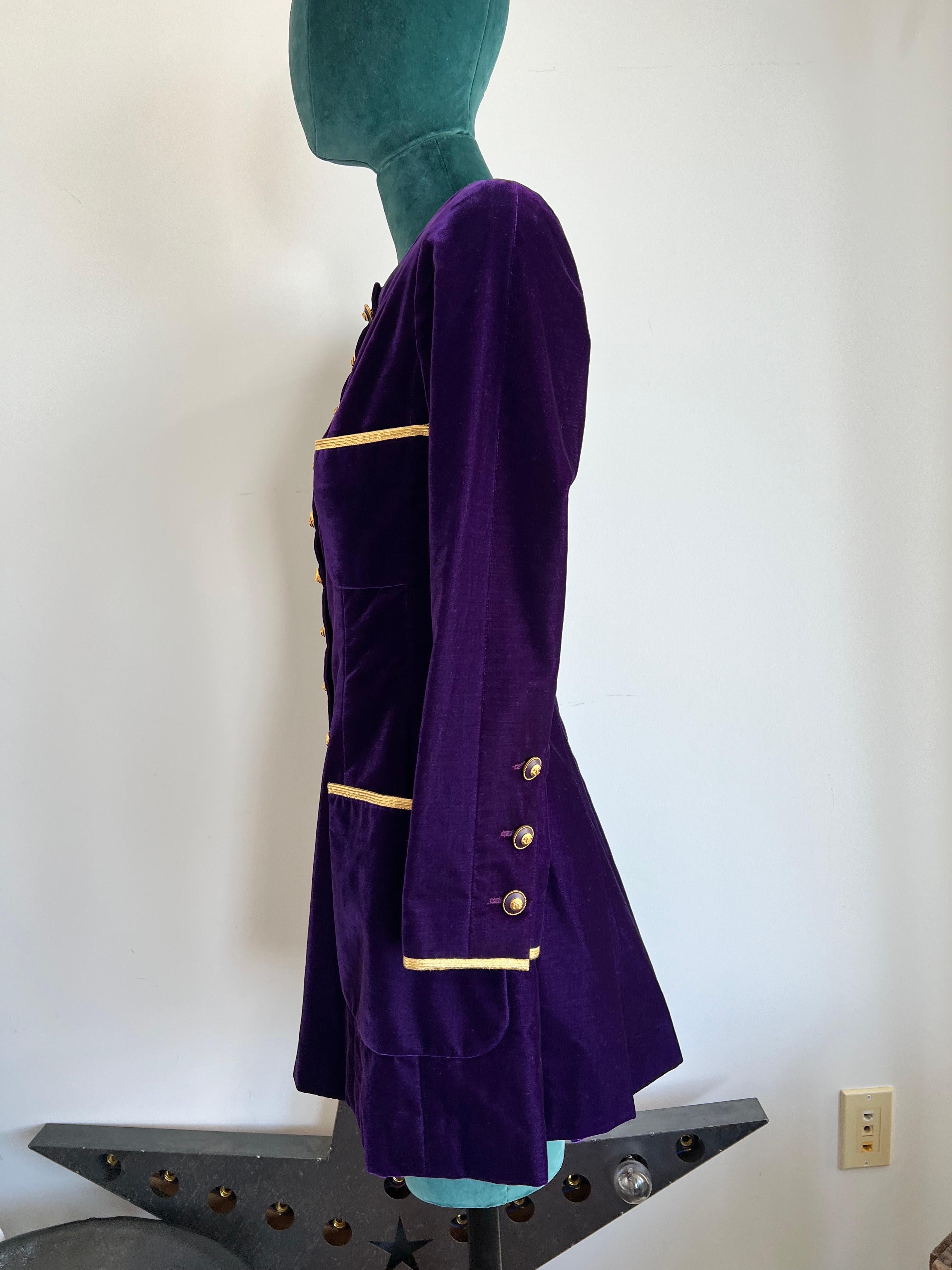 Chanel Vintage 90's Purple Velvet Jacket with Gold Trim For Sale 1