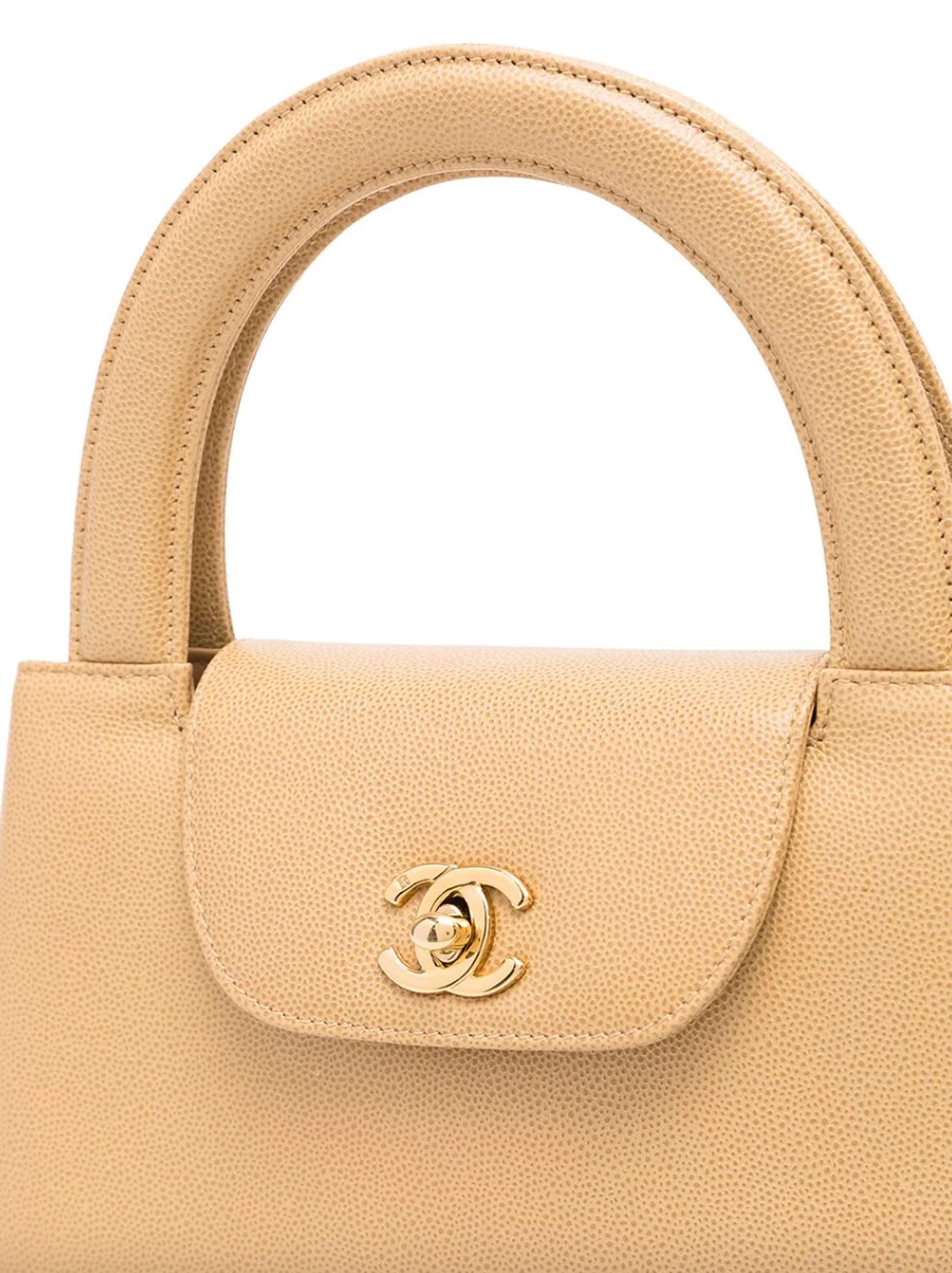 Chanel Vintage 90's Rare Beige Caviar Top Handle Classic Kelly Flap Bag In Good Condition In Miami, FL