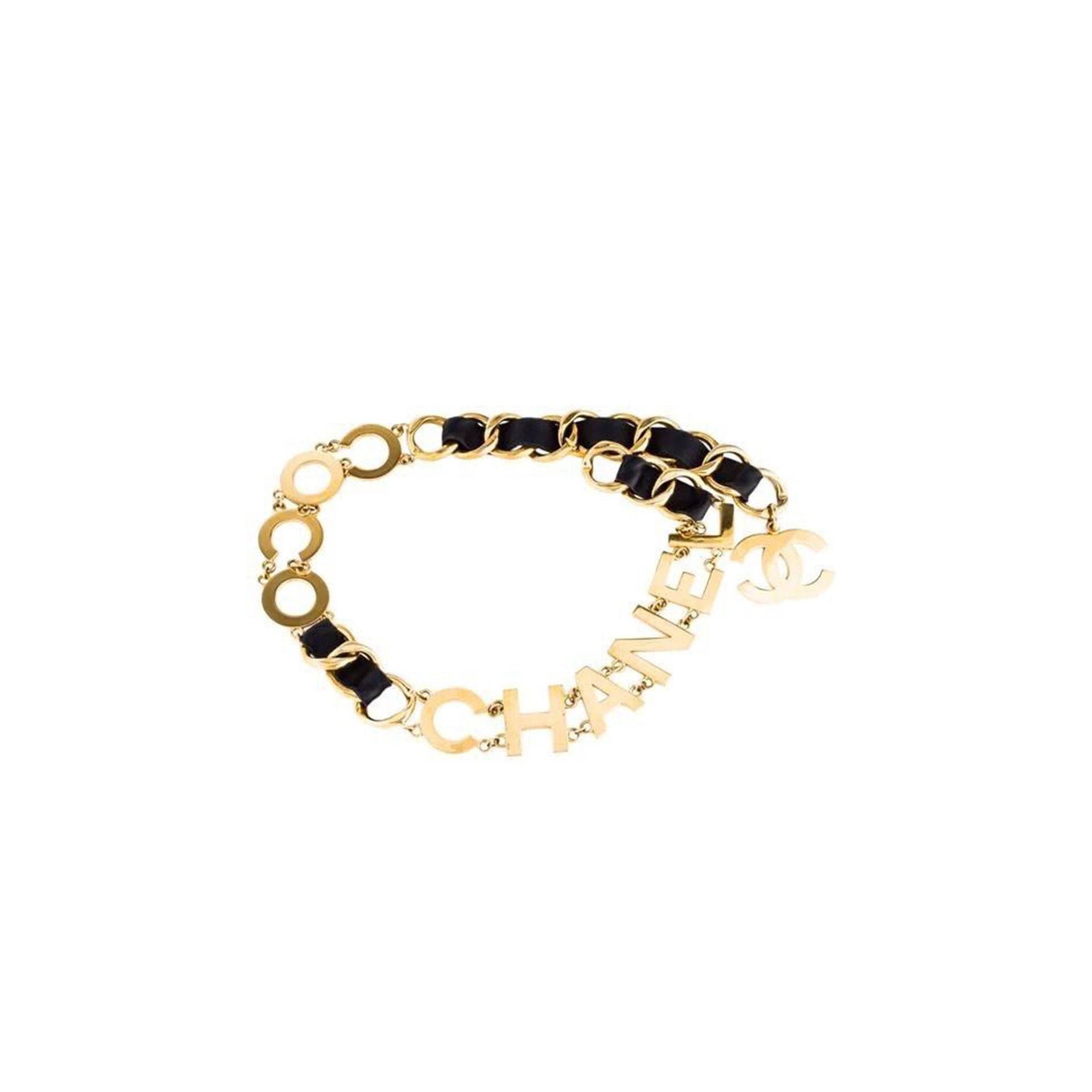 Chanel Vintage 90er Jahre Laufsteg Sammler COCO CHANEL Gold Buchstaben Gürtel Halskette Selten im Zustand „Gut“ im Angebot in Miami, FL