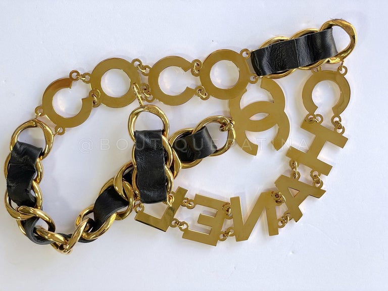 Chanel Vintage 93P Large Letter Logo Necklace Belt 65893 In Excellent Condition For Sale In Costa Mesa, CA