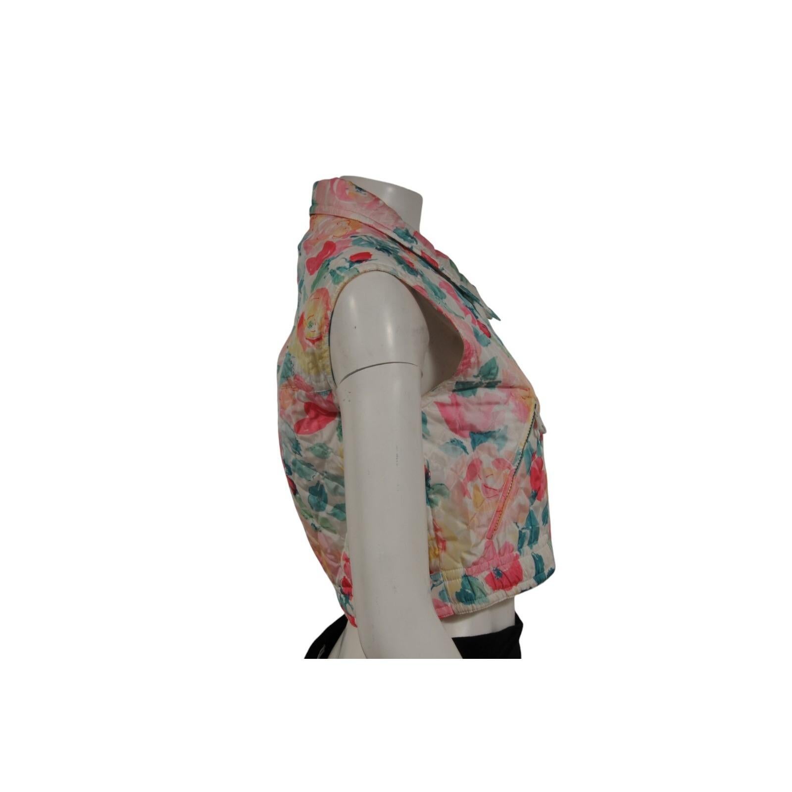 Chanel Vintage 95c Floral Diamond Quilted CC Logo Weste Größe 38 Pink Weiß Jacke (Grau) im Angebot
