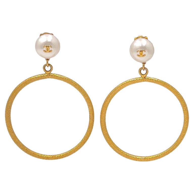 Chanel Vintage 97P Pearl CC Matte Gold Hoop Dangle Earrings 65652 For ...