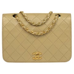 CHANEL, Vintage bag in beige leather