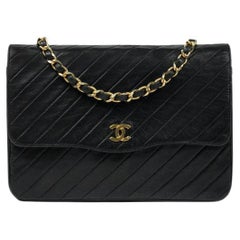 CHANEL, Vintage Bag in black leather