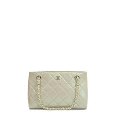 CHANEL, Vintage Bag in pink leather