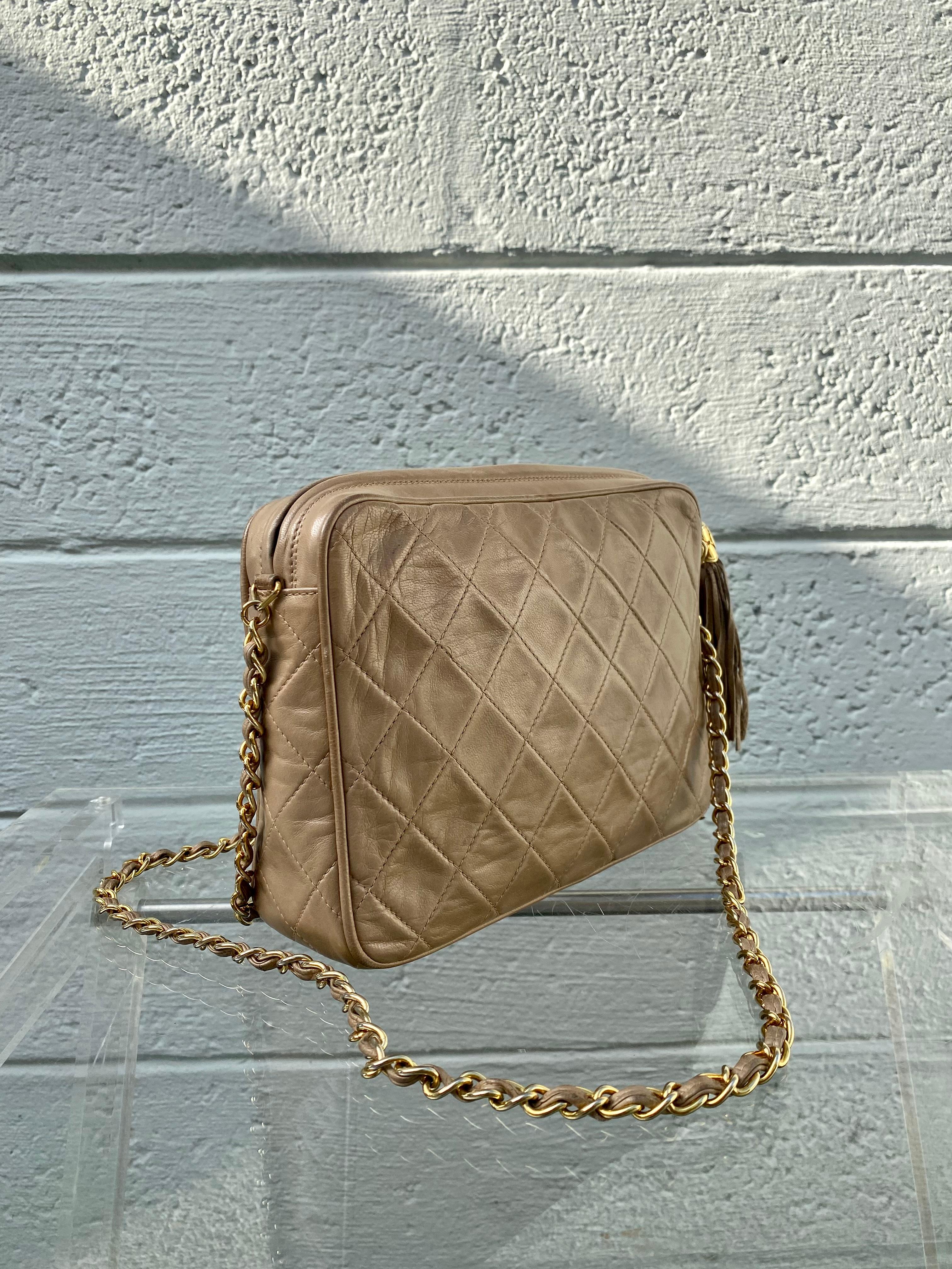 Chanel Vintage Beige Quilted Lambskin Camera Crossbody Bag For Sale 1