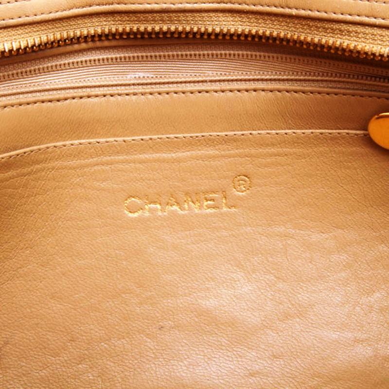 Chanel Vintage Beige Lambskin Quilted Shoulder Bag 2