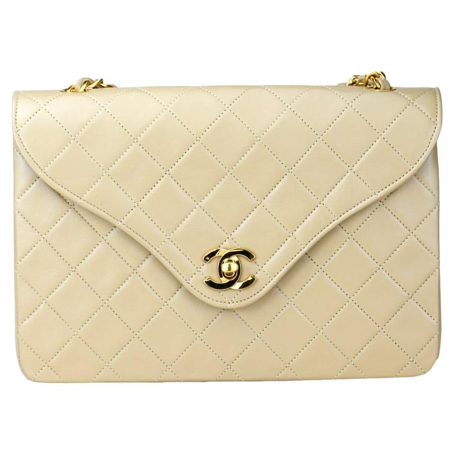 Chanel Antique Bag - 16 For Sale on 1stDibs