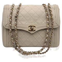 Chanel Vintage Beige Quilted Leather Crossbody Bag Smooth Trim