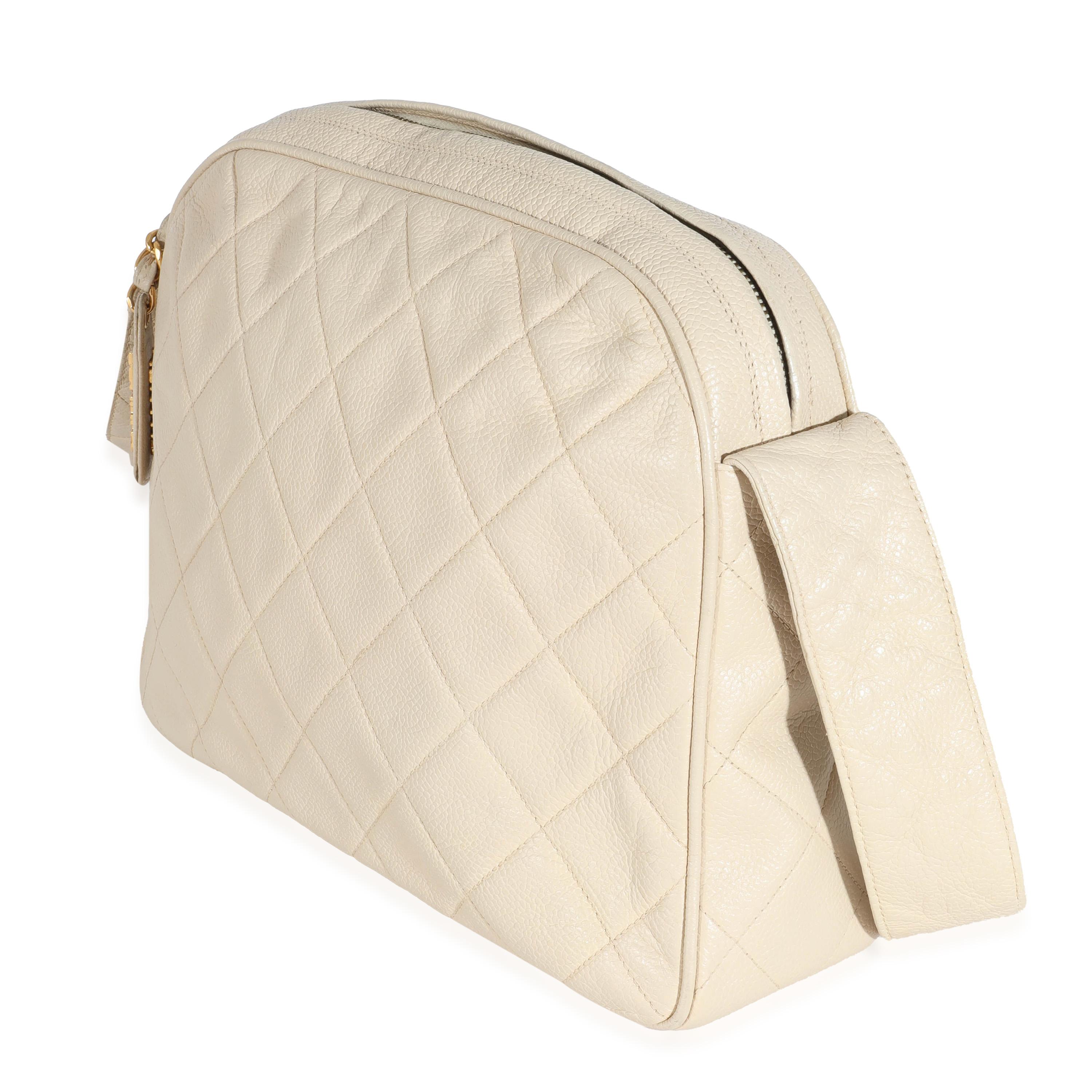 Sac de messager vintage beige matelassé Chanel Excellent état - En vente à New York, NY