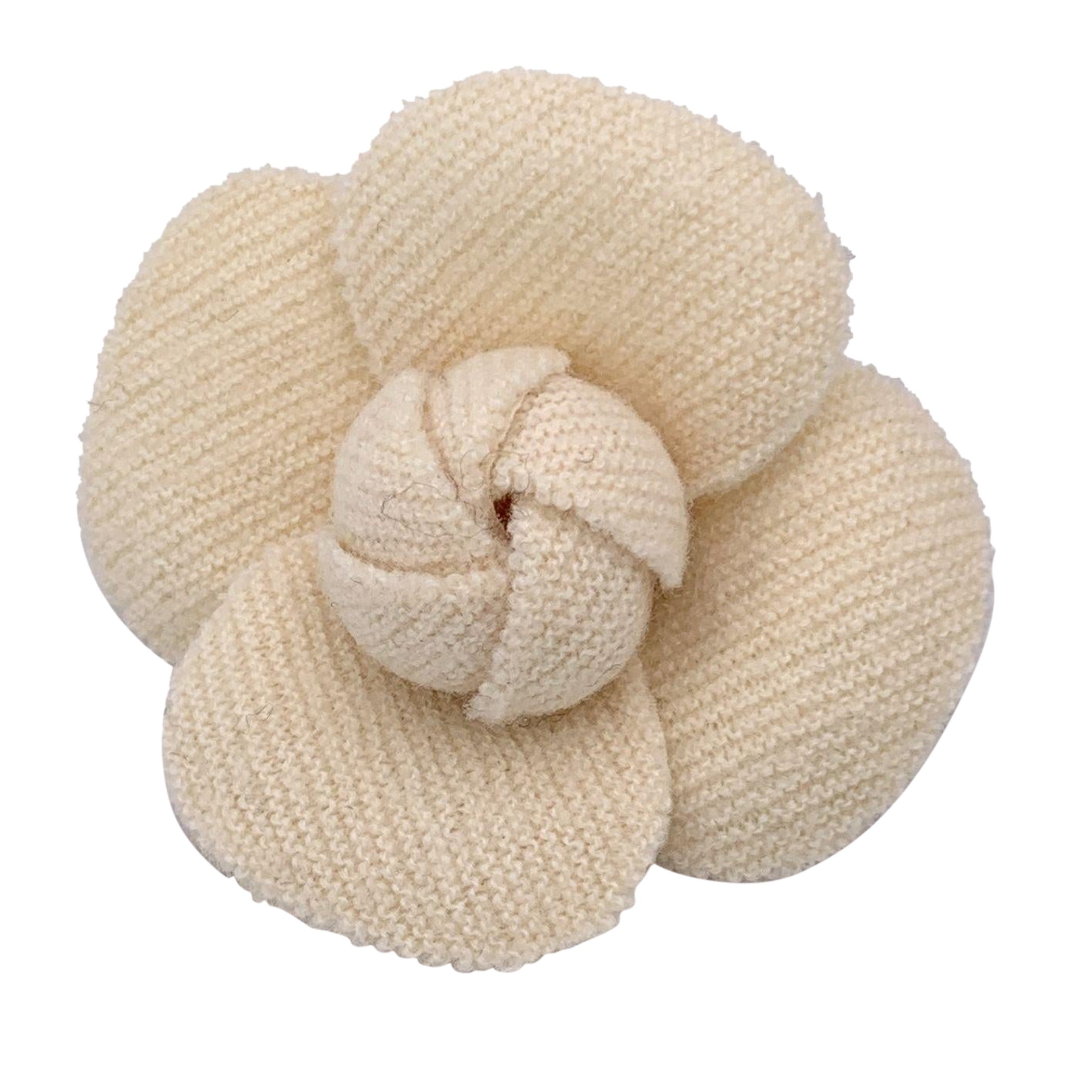 Chanel Vintage Beige Tweed Flower Brooch Pin Camelia Camellia